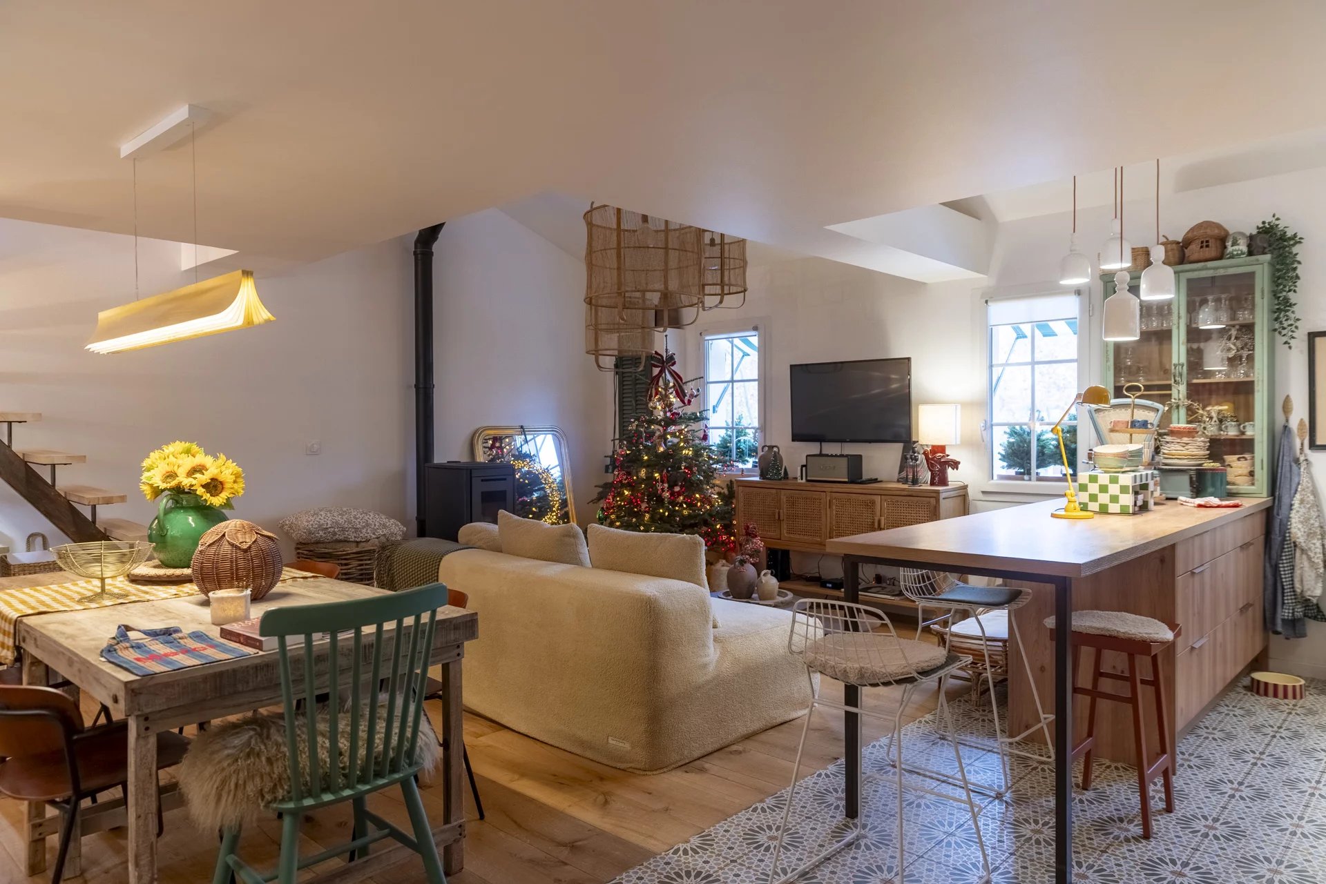Photo 4 — PRIOR LUXURY HOUSE