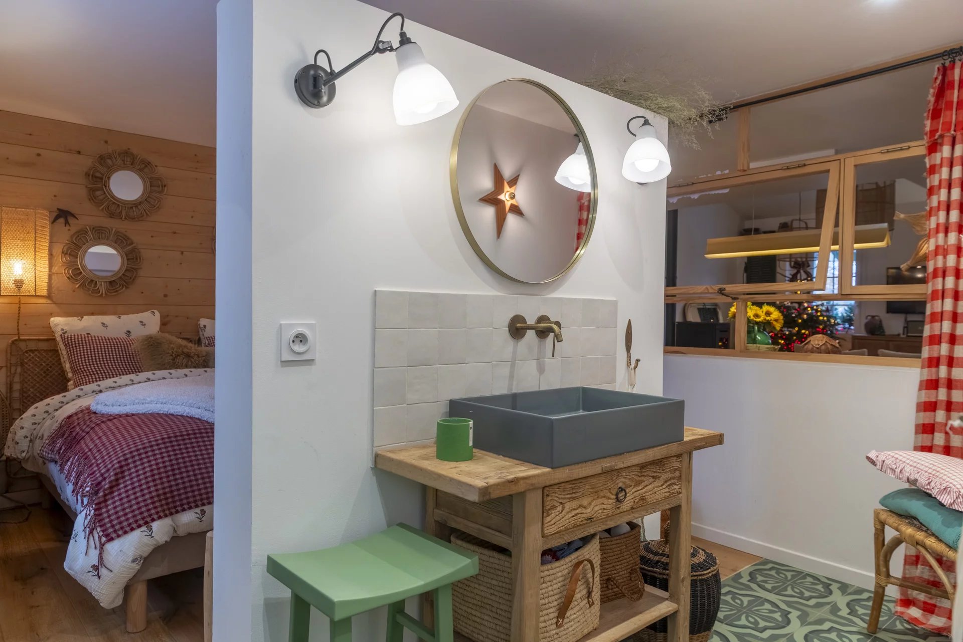 Photo 12 — PRIOR LUXURY HOUSE