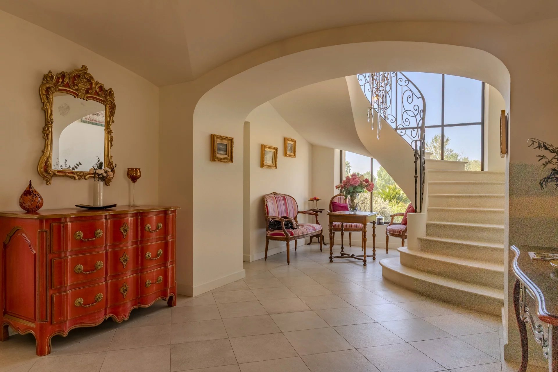 Photo 8 — PRIOR LUXURY HOUSE