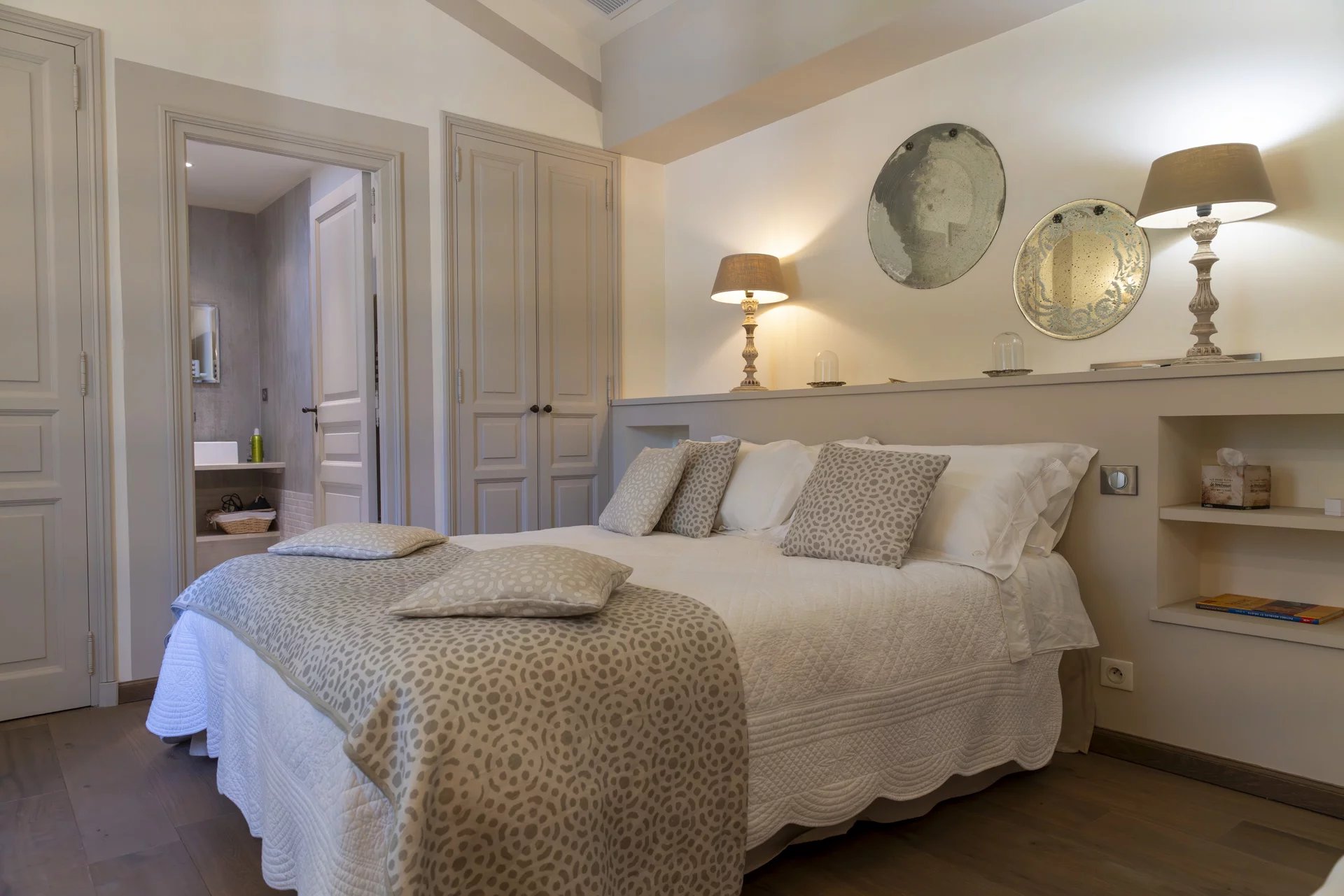 Photo 22 — PRIOR LUXURY HOUSE