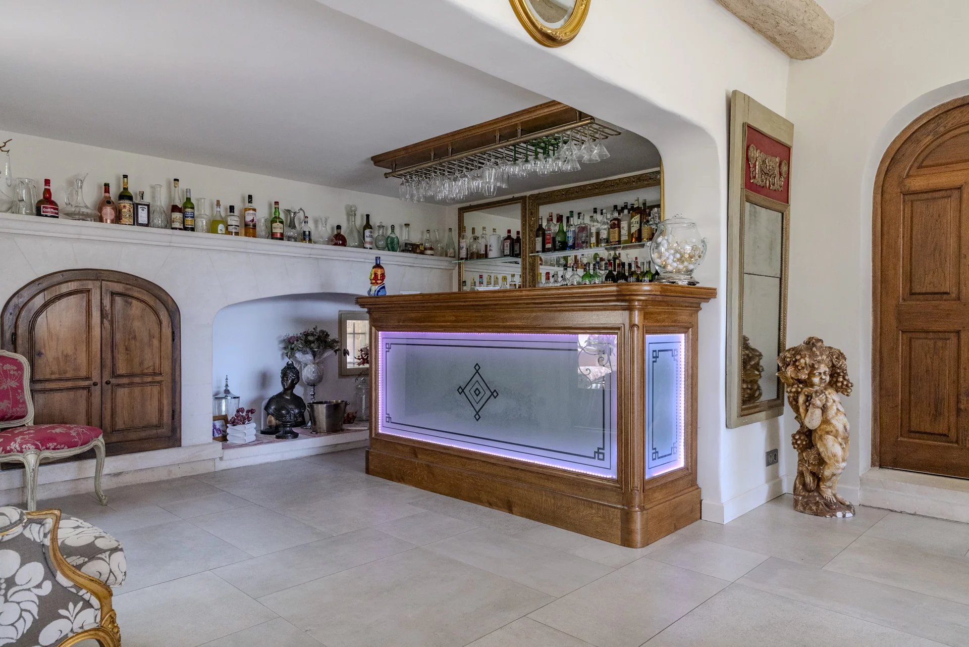 Photo 13 — PRIOR LUXURY HOUSE