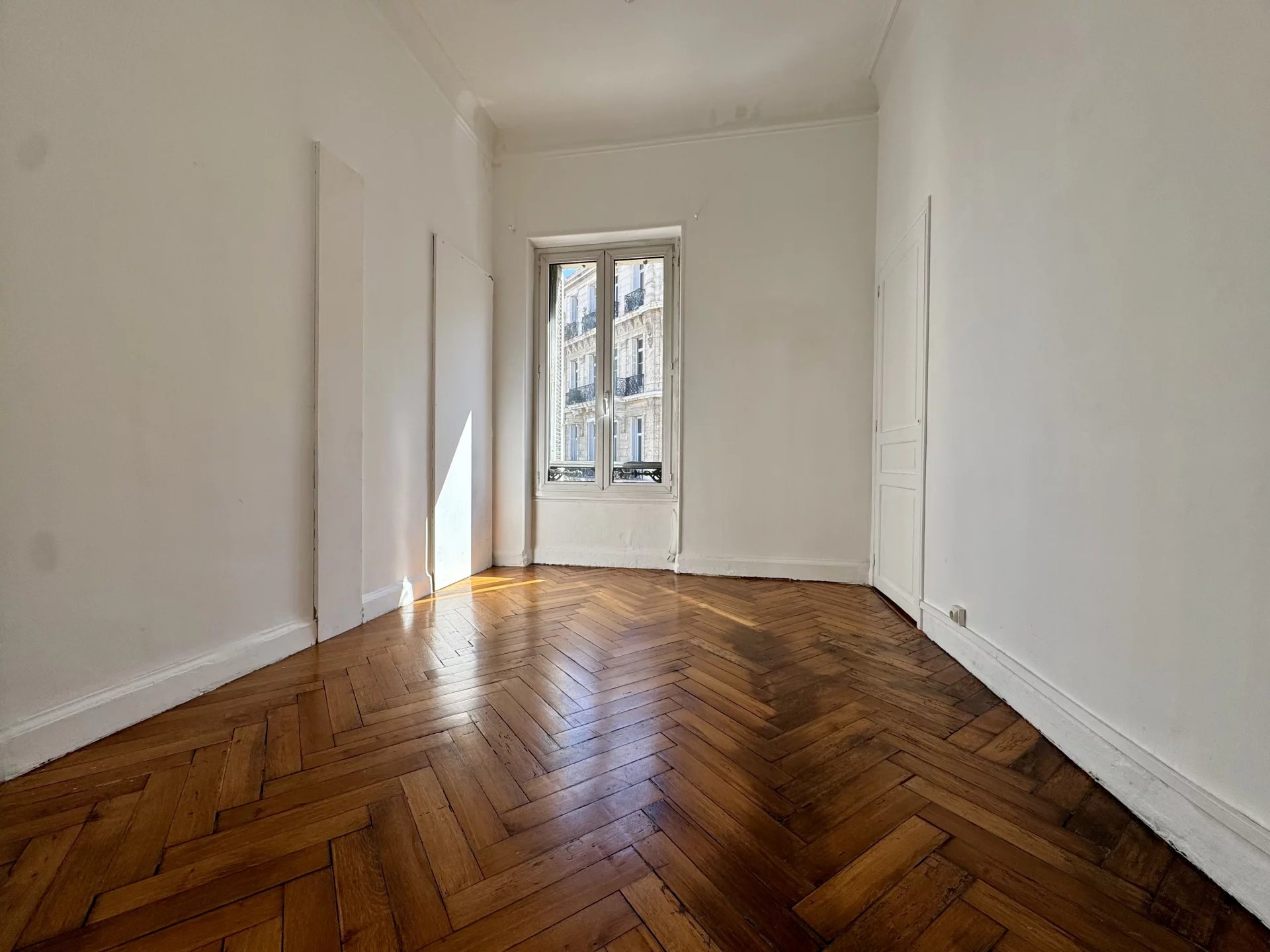 Photo 10 — PRIOR LUXURY HOUSE