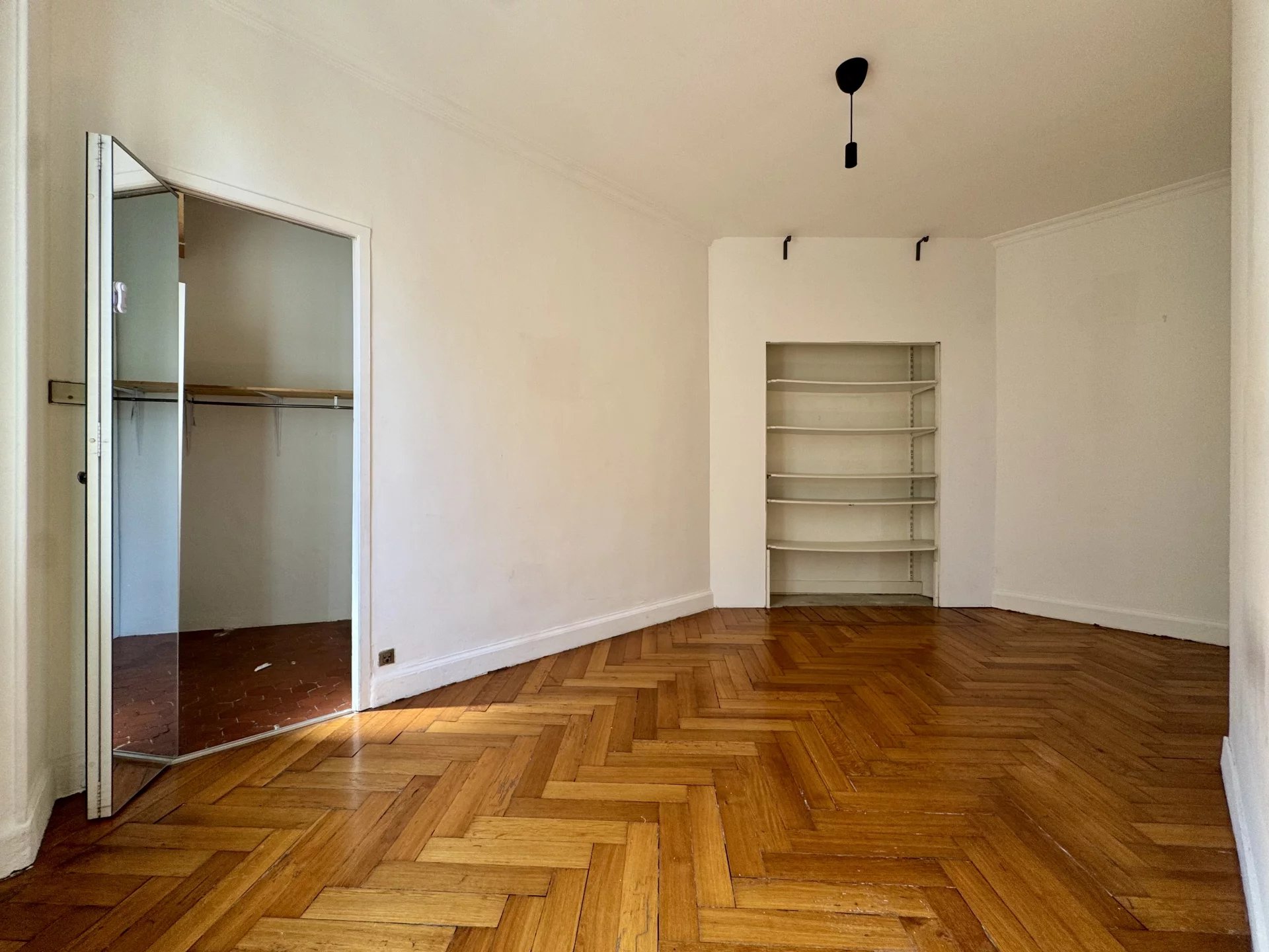 Photo 11 — PRIOR LUXURY HOUSE