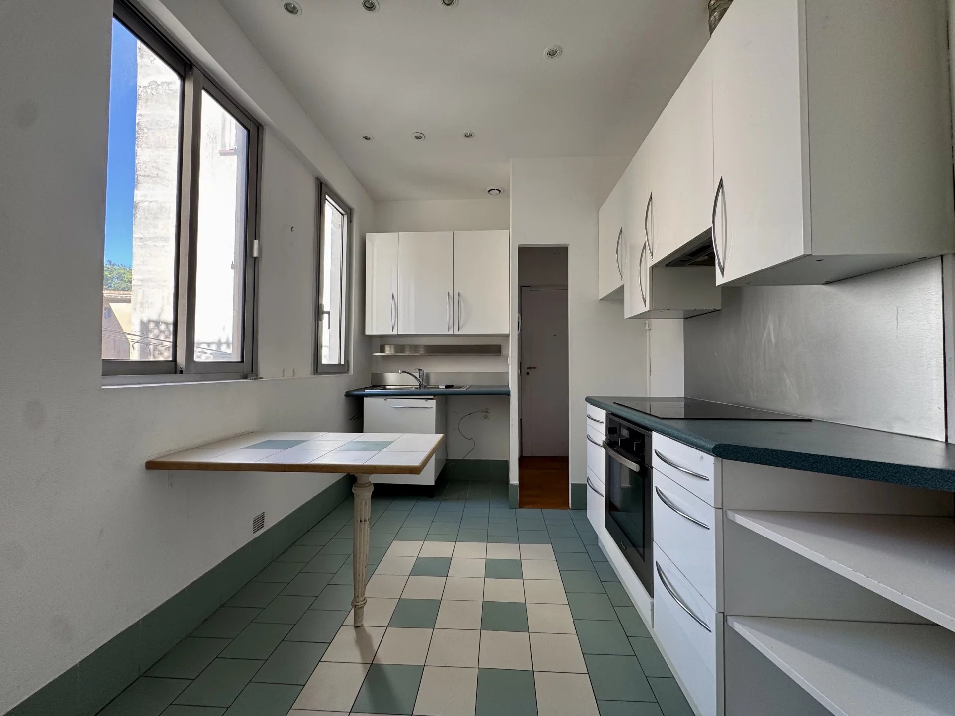 Photo 7 — PRIOR LUXURY HOUSE