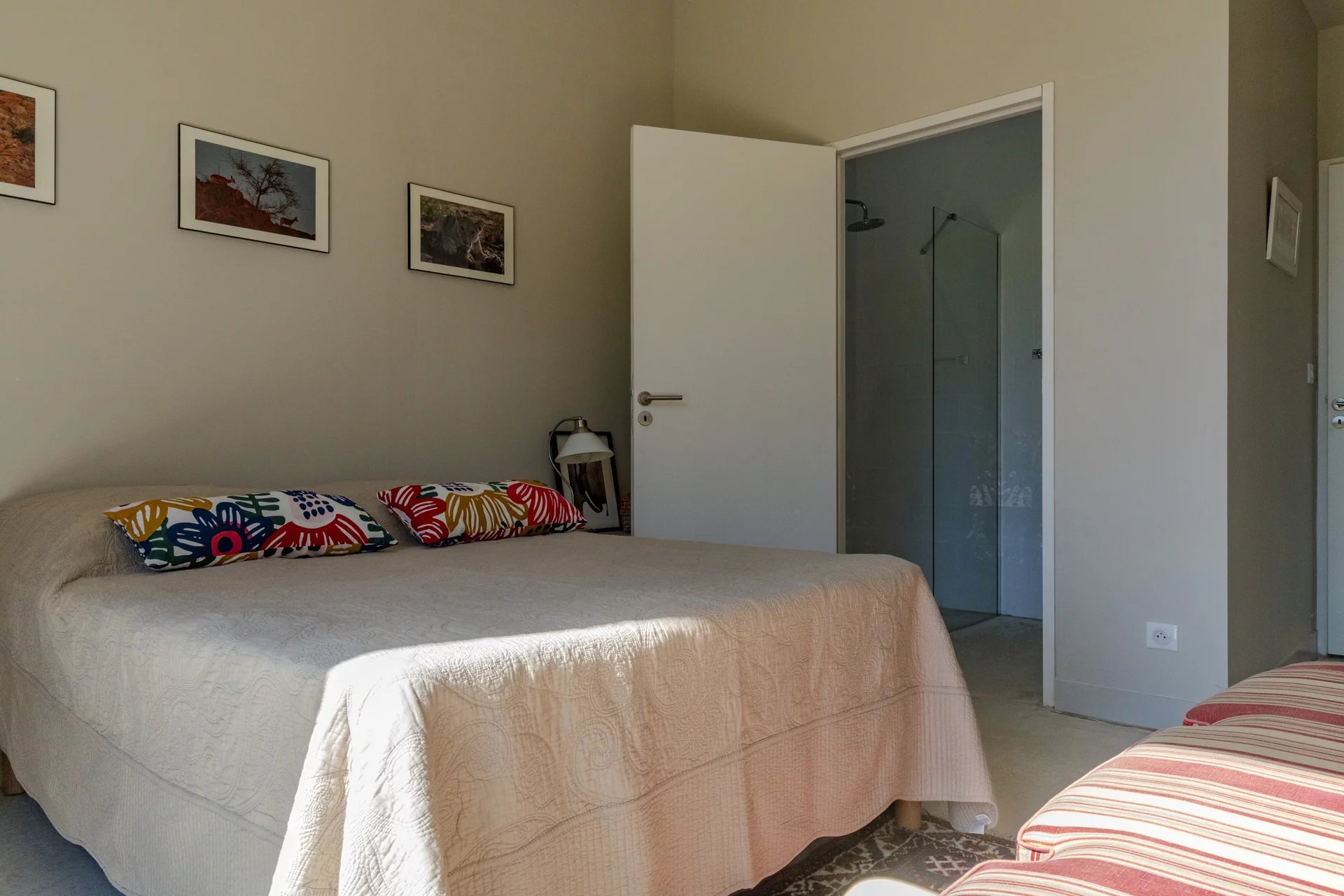 Photo 8 — PRIOR LUXURY HOUSE