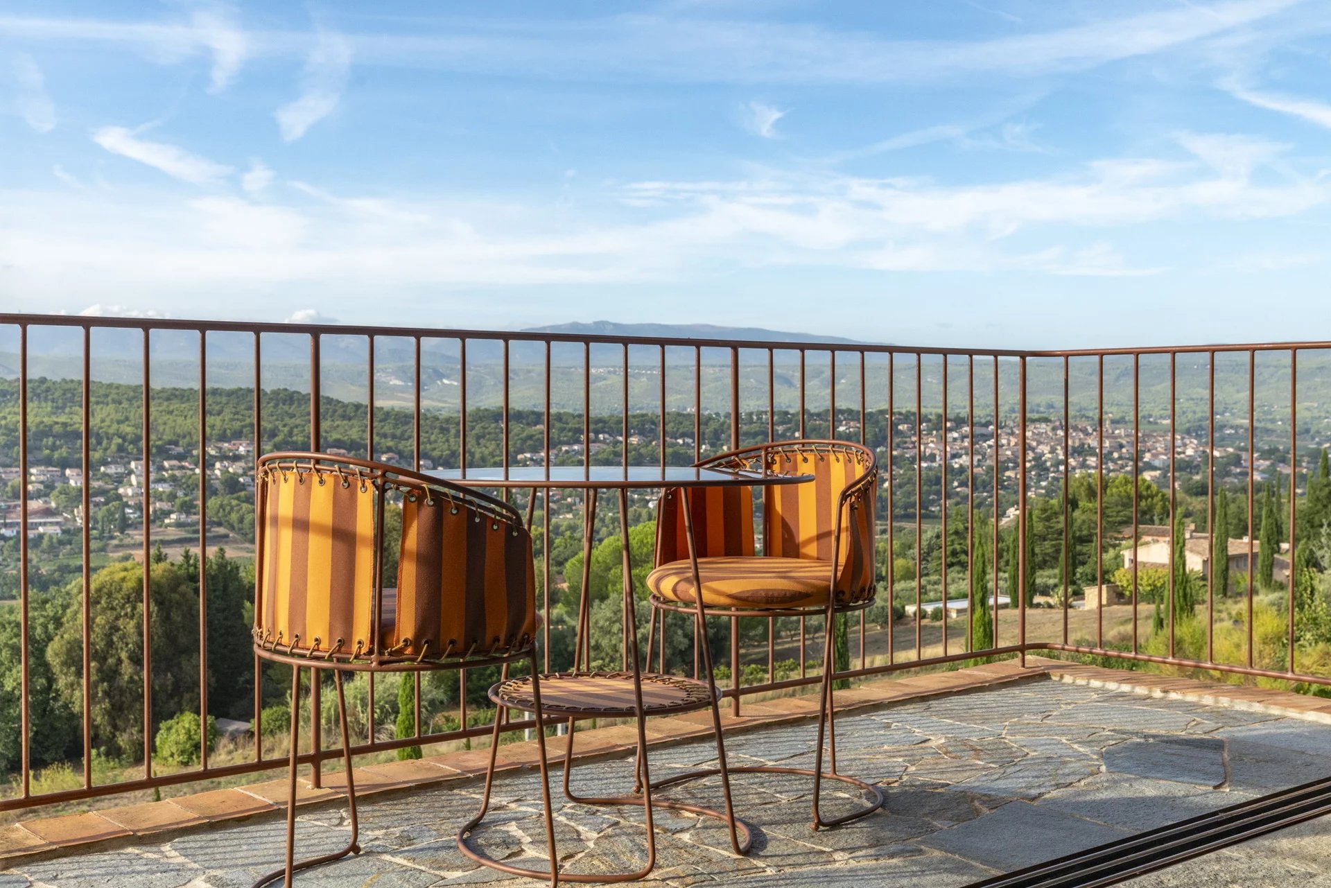Photo 12 — PRIOR LUXURY HOUSE