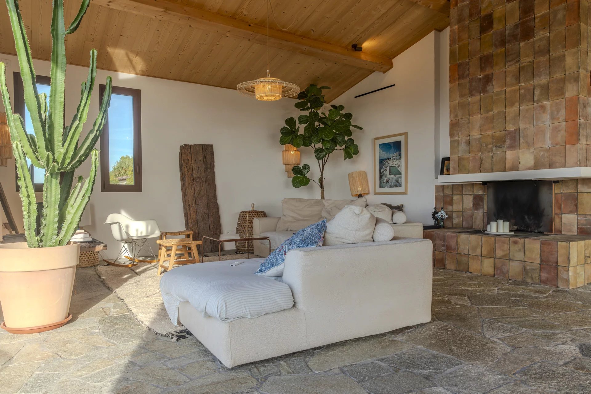 Photo 14 — PRIOR LUXURY HOUSE