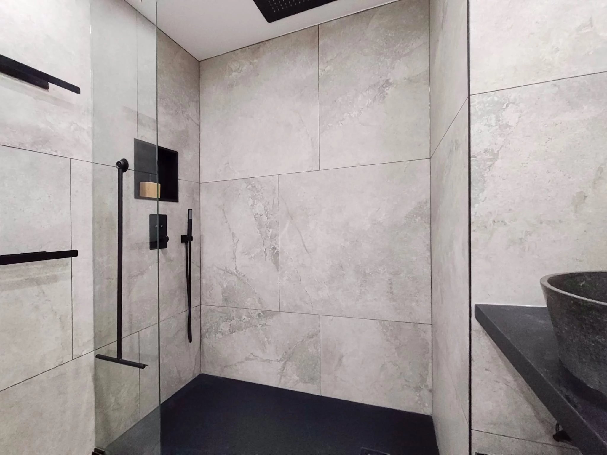 Photo 5 — PRIOR LUXURY HOUSE
