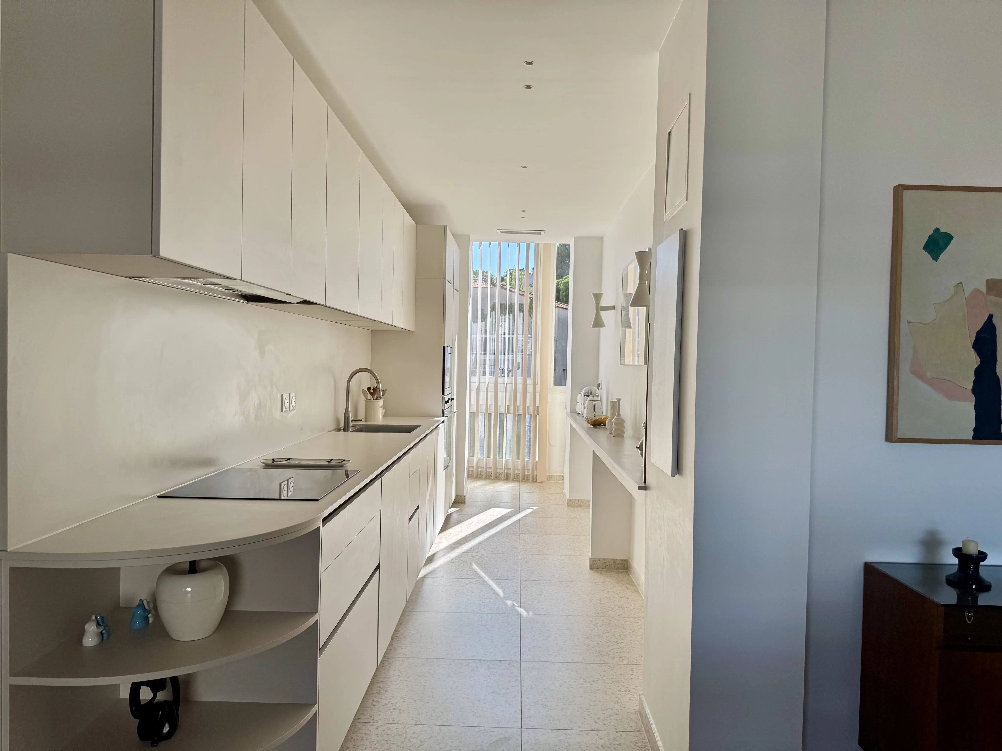 Photo 5 — PRIOR LUXURY HOUSE