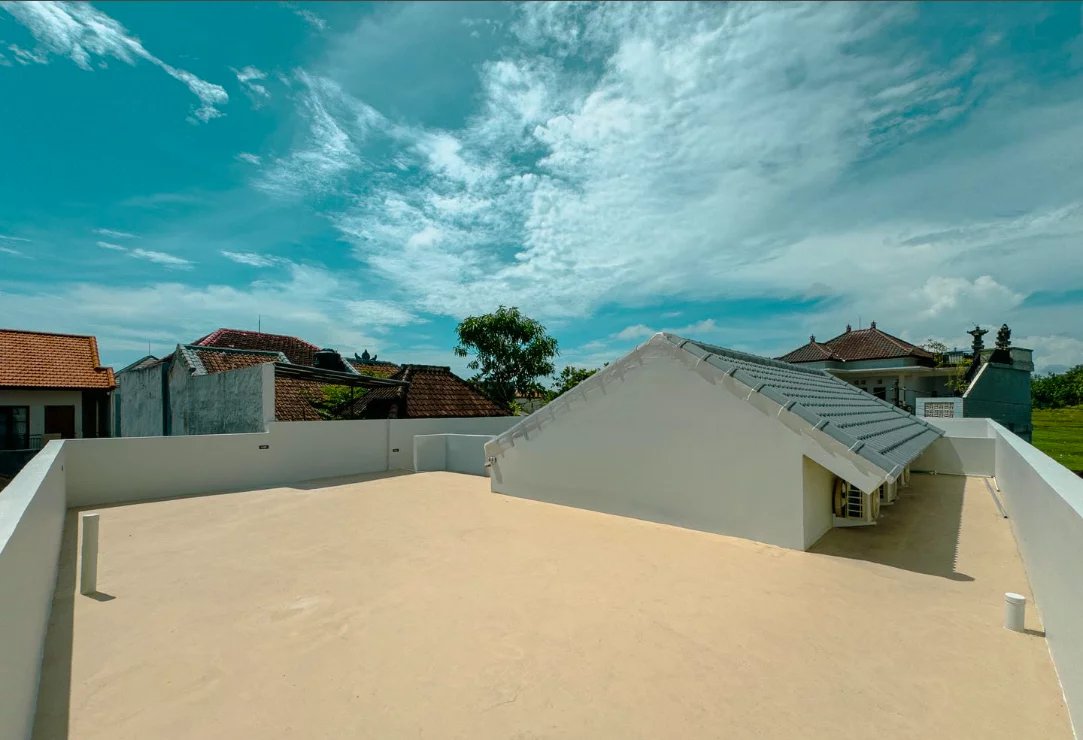 Photo 11 — PRIOR LUXURY HOUSE