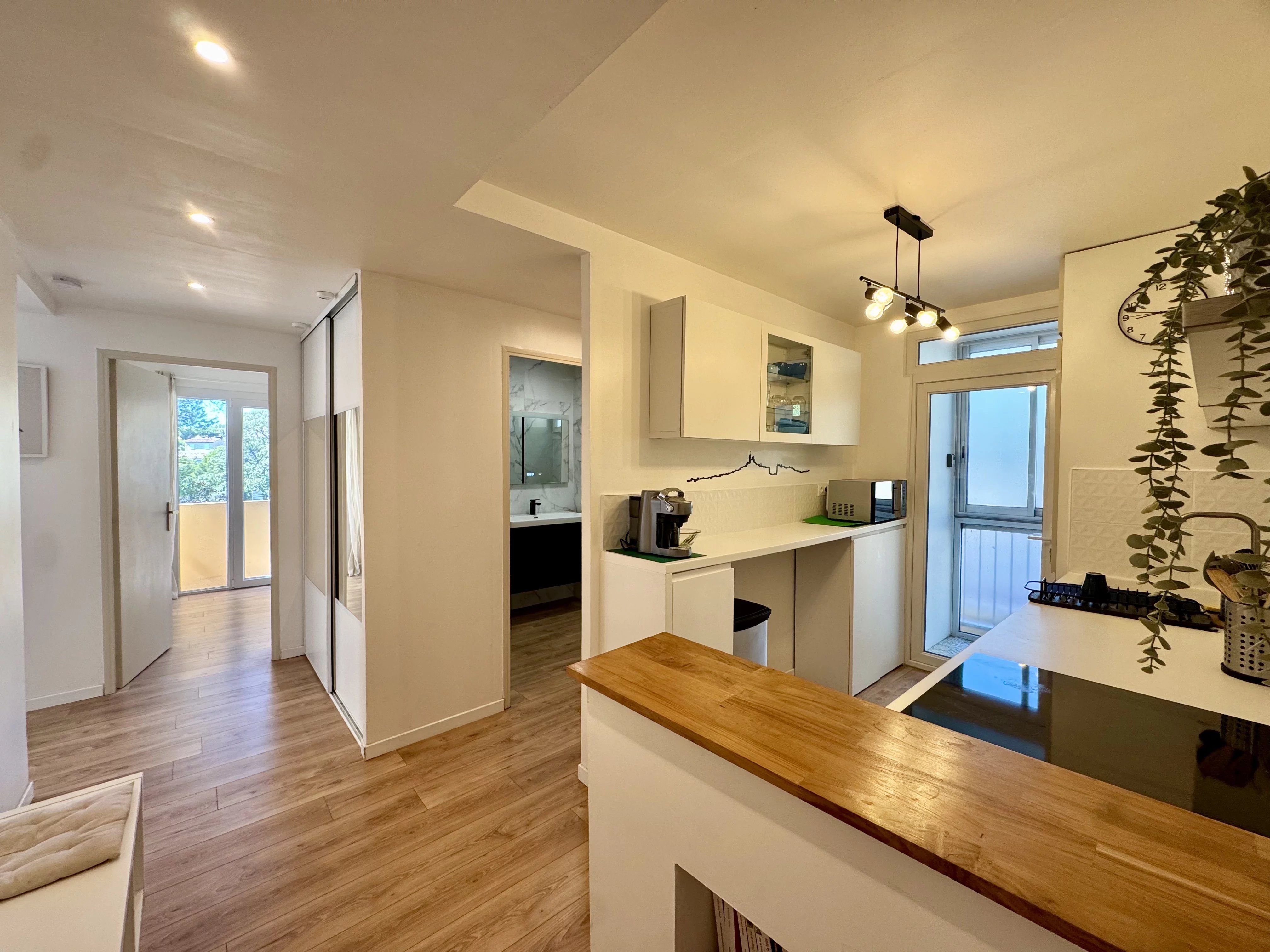 Photo 2 — PRIOR LUXURY HOUSE
