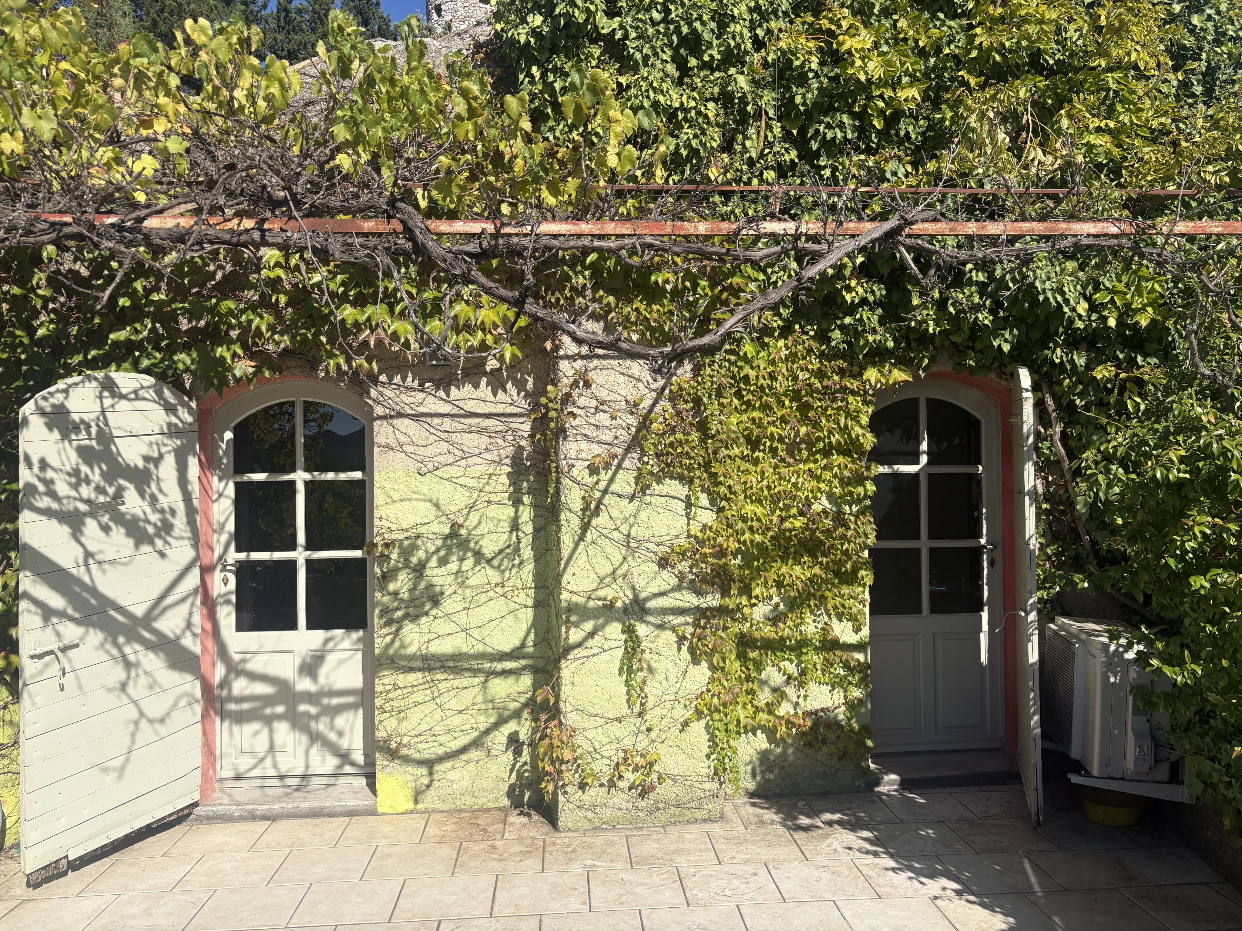 Photo 4 — PRIOR LUXURY HOUSE
