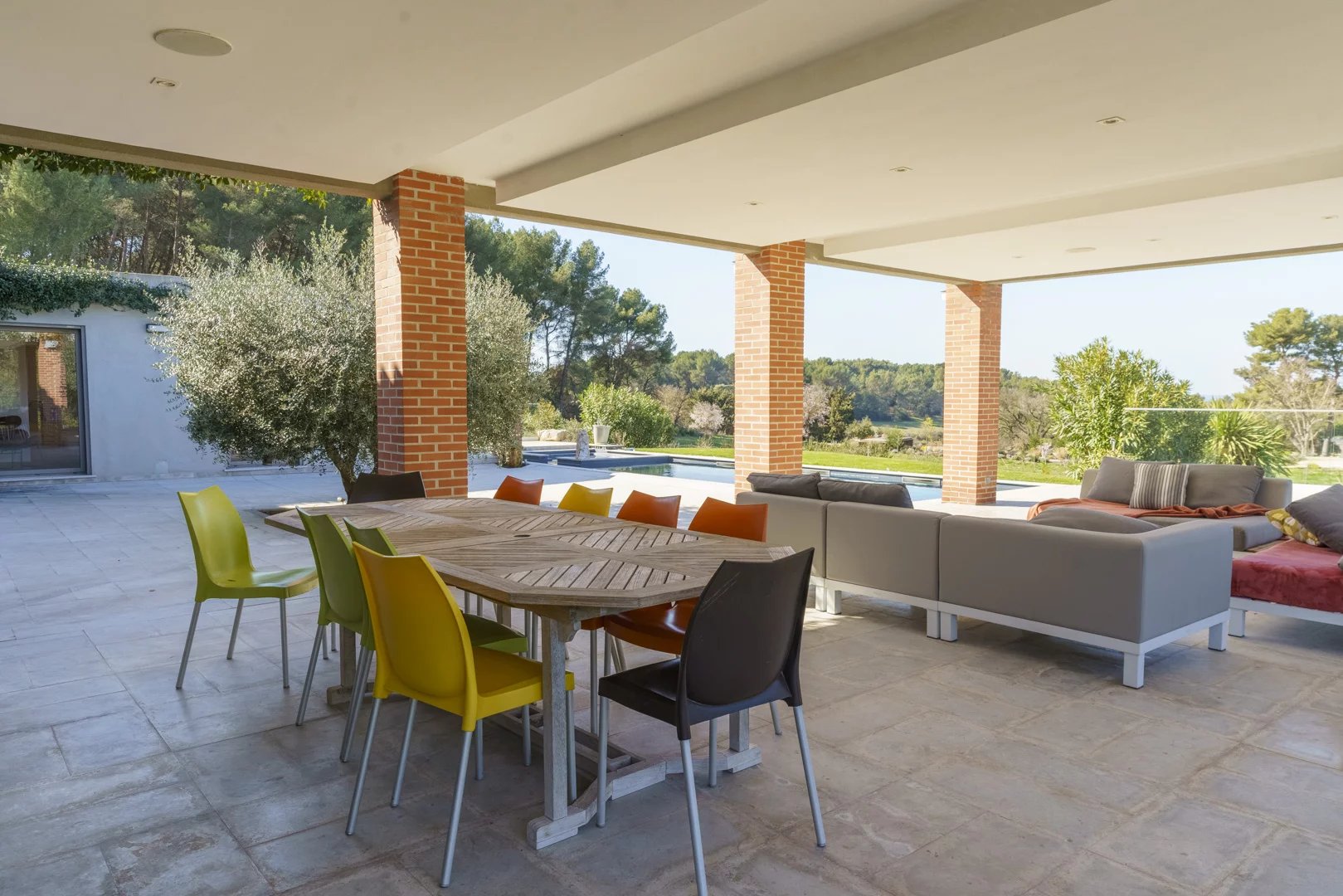 Photo 5 — PRIOR LUXURY HOUSE
