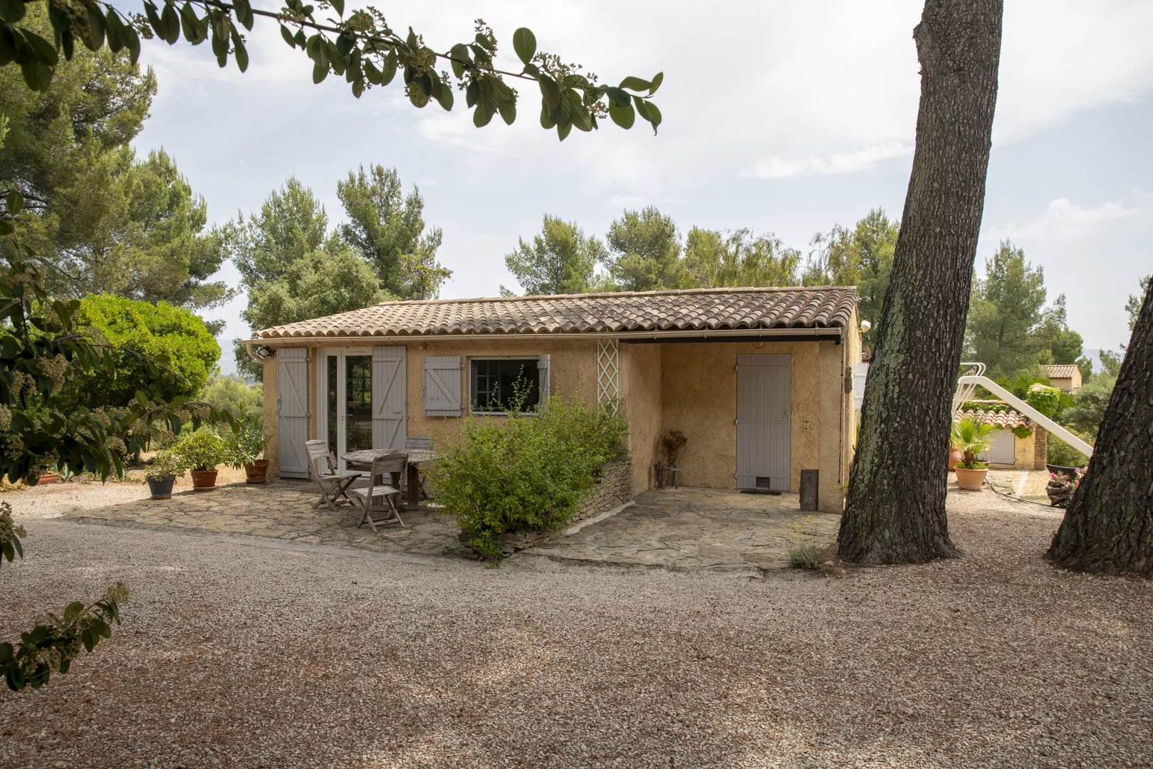 Photo 15 — PRIOR LUXURY HOUSE