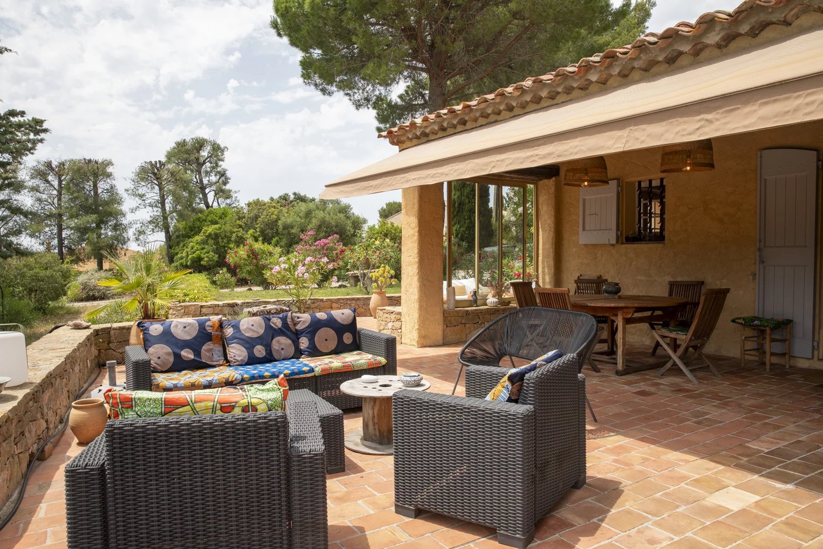 Photo 13 — PRIOR LUXURY HOUSE