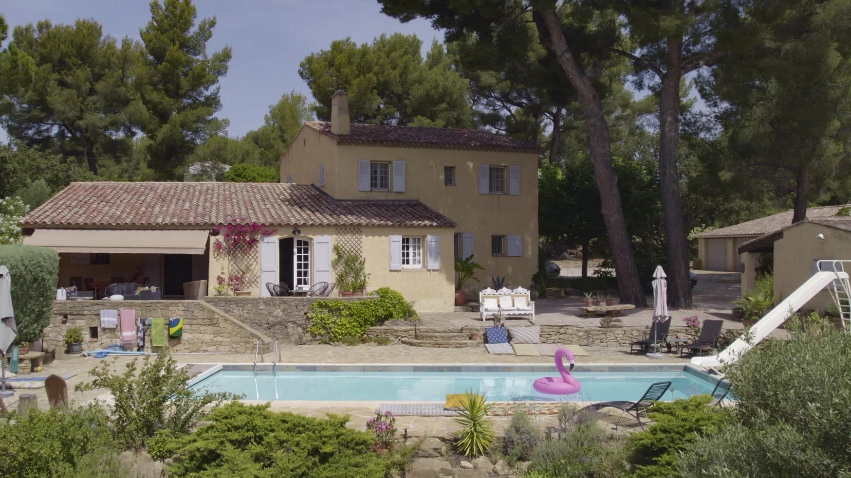 Photo 3 — PRIOR LUXURY HOUSE