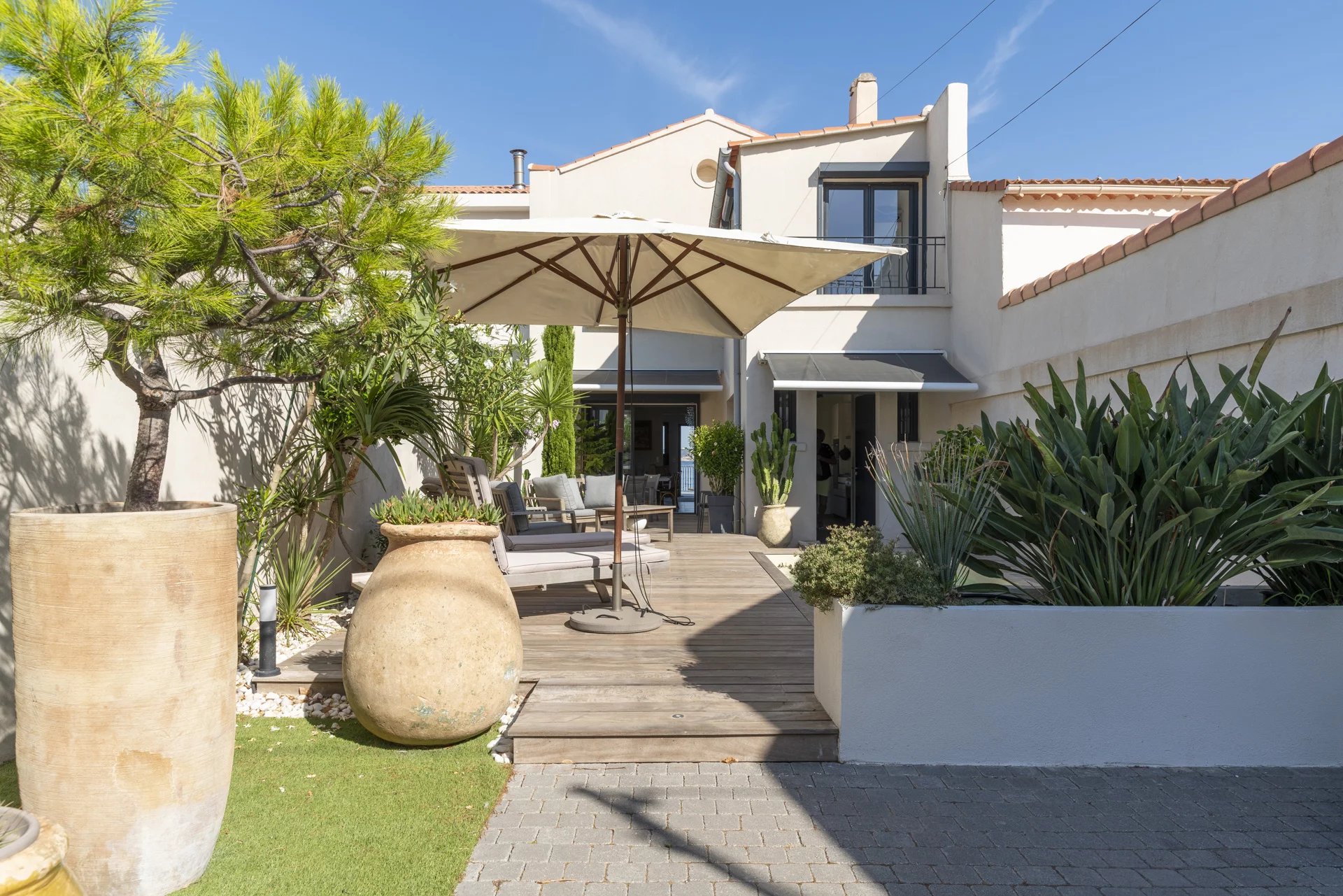 Photo 18 — PRIOR LUXURY HOUSE