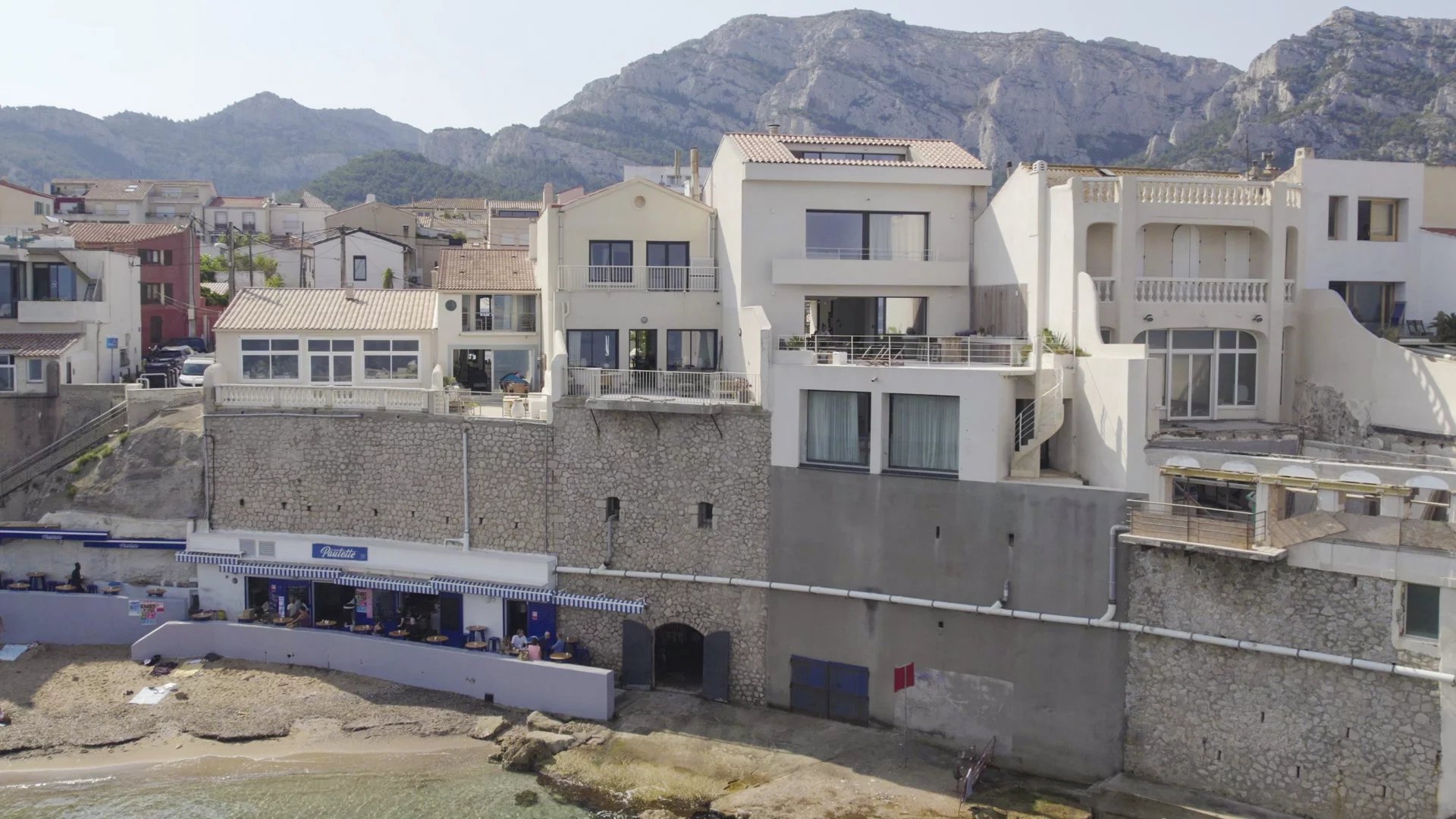 Photo 8 — PRIOR LUXURY HOUSE