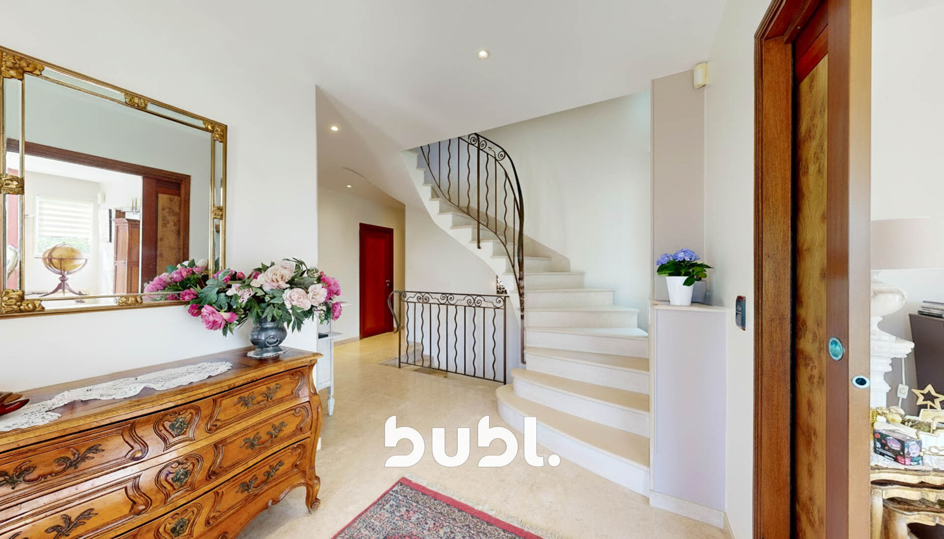 Photo 18 — Bubl