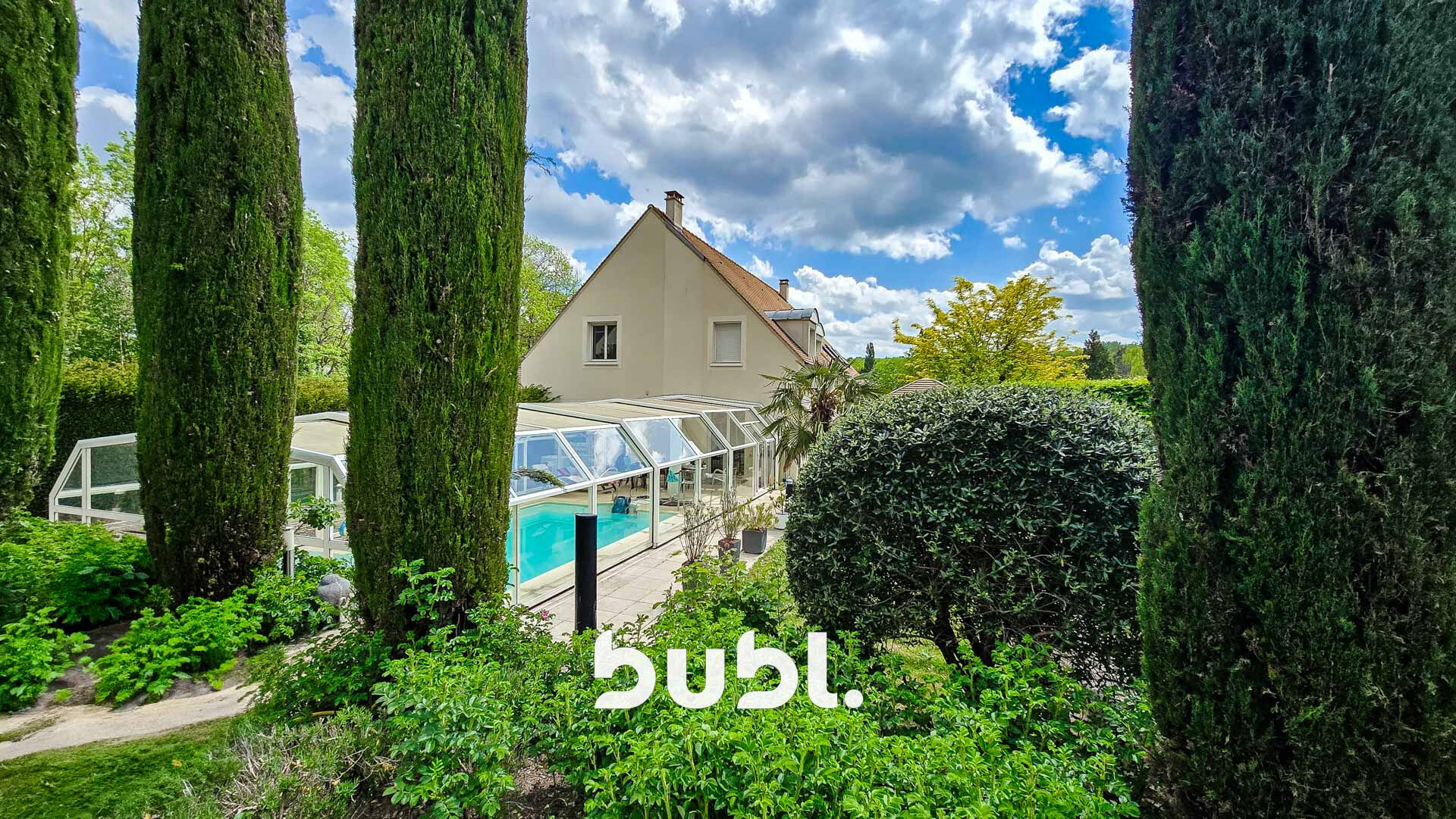 Photo 24 — Bubl