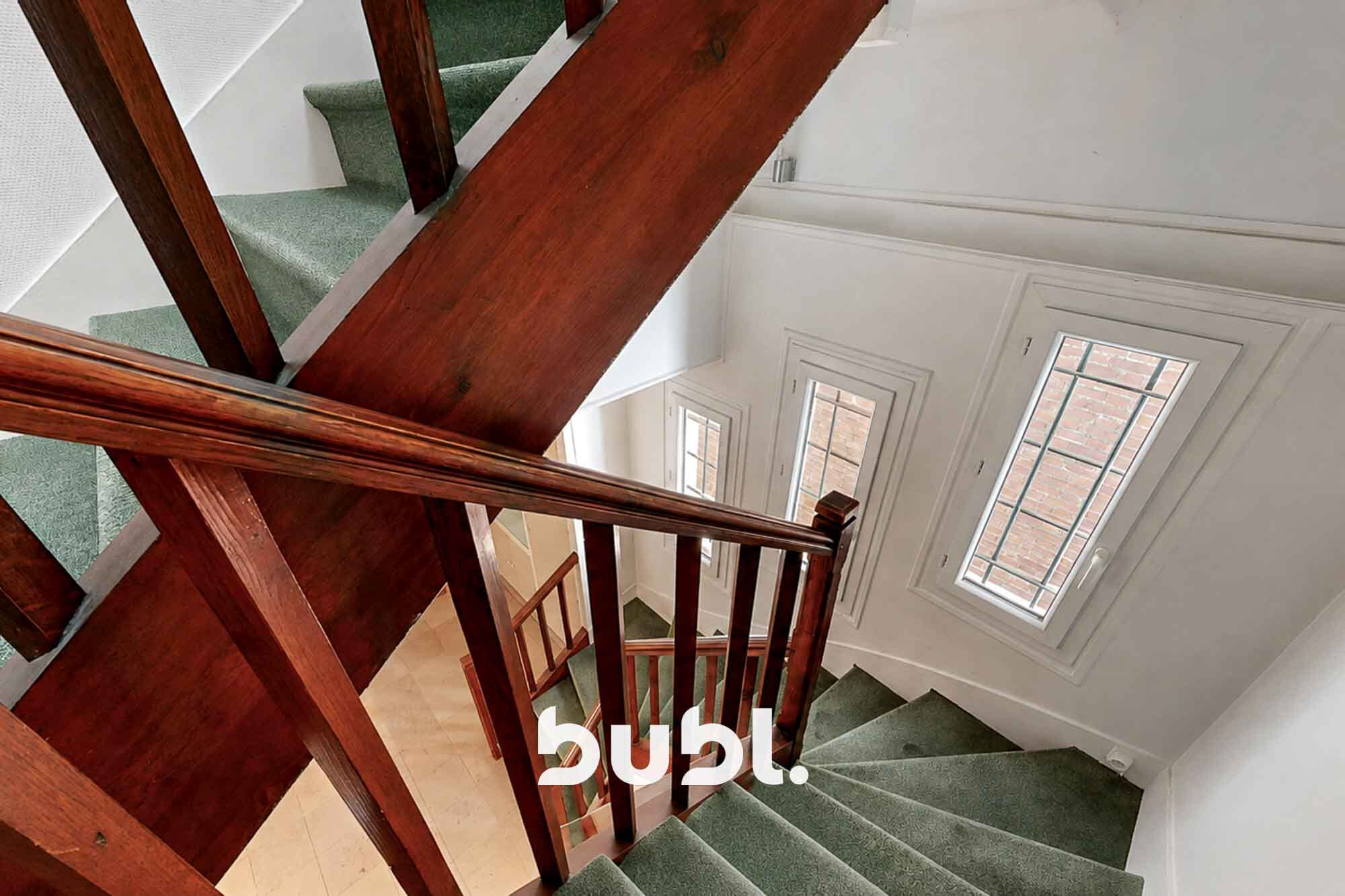Photo 21 — Bubl