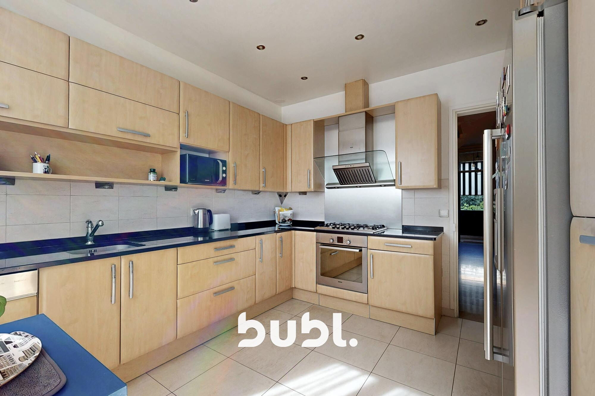 Photo 13 — Bubl