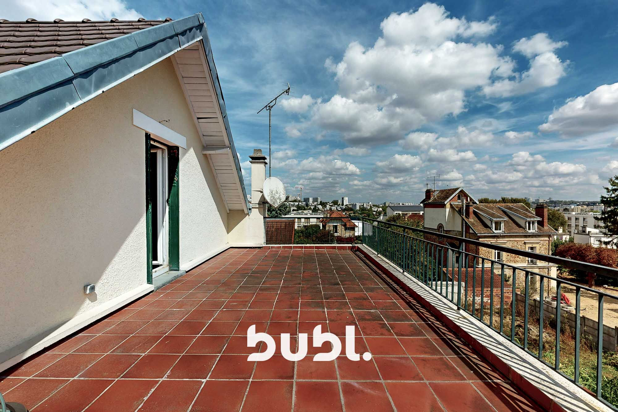 Photo 24 — Bubl