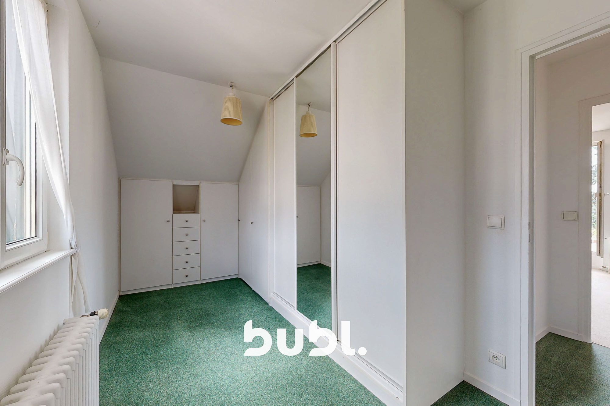 Photo 22 — Bubl