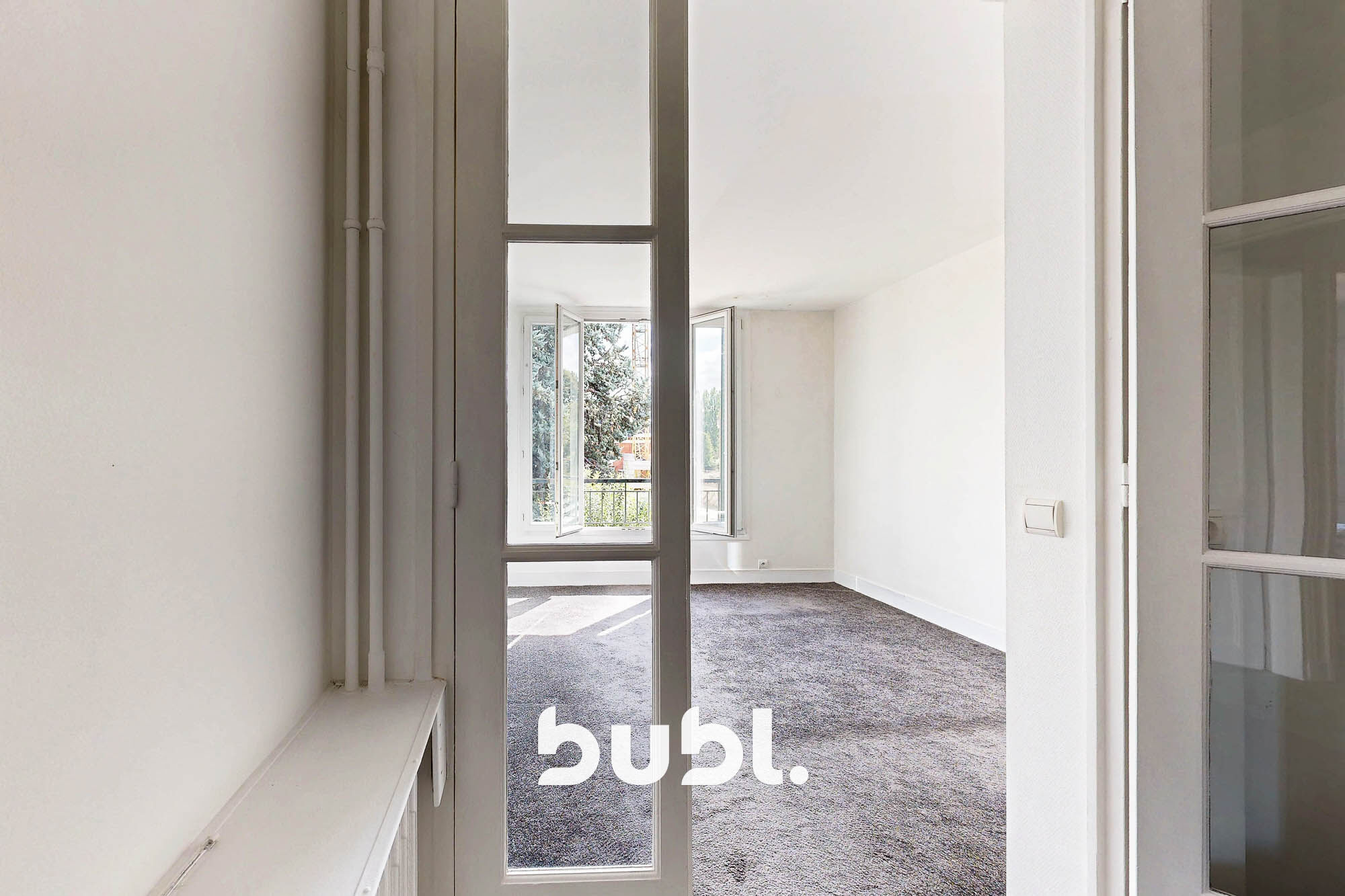 Photo 18 — Bubl