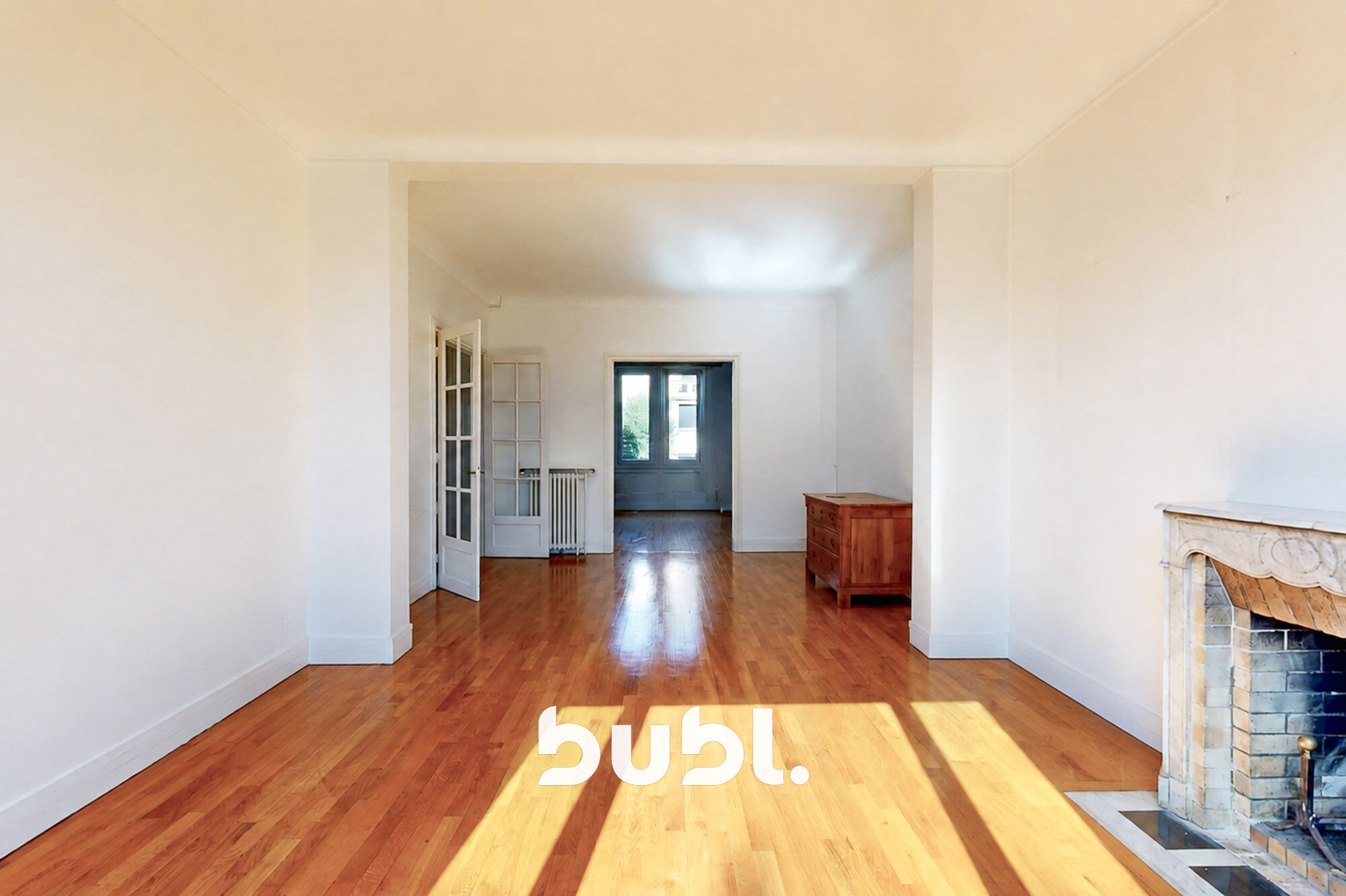 Photo 11 — Bubl