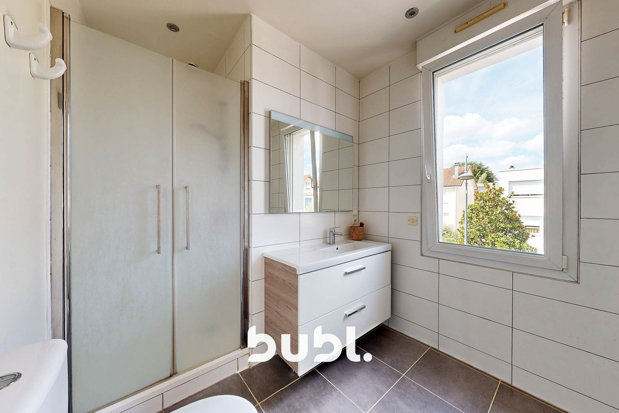 Photo 20 — Bubl