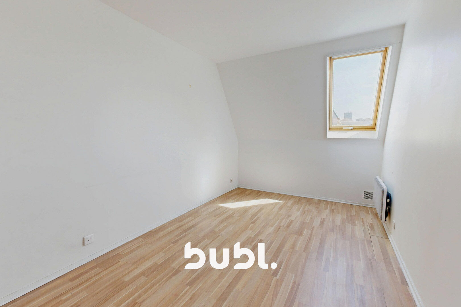 Photo 12 — Bubl
