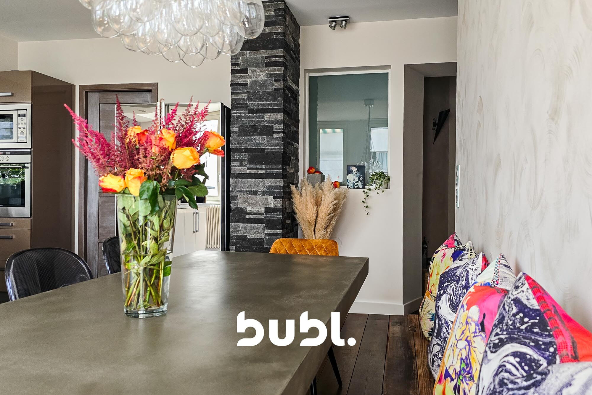 Photo 6 — Bubl
