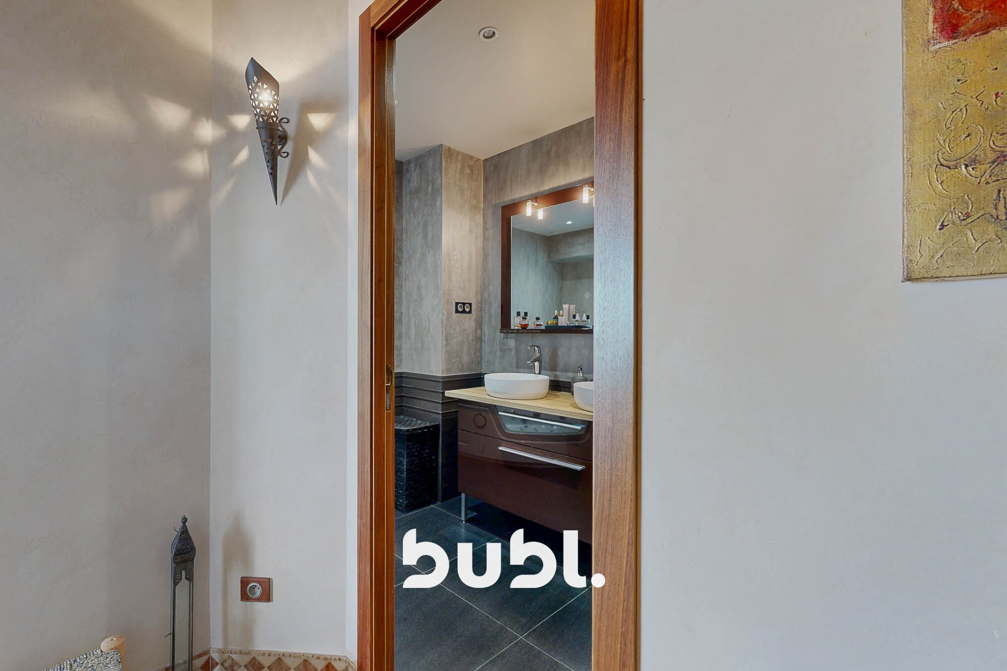 Photo 10 — Bubl