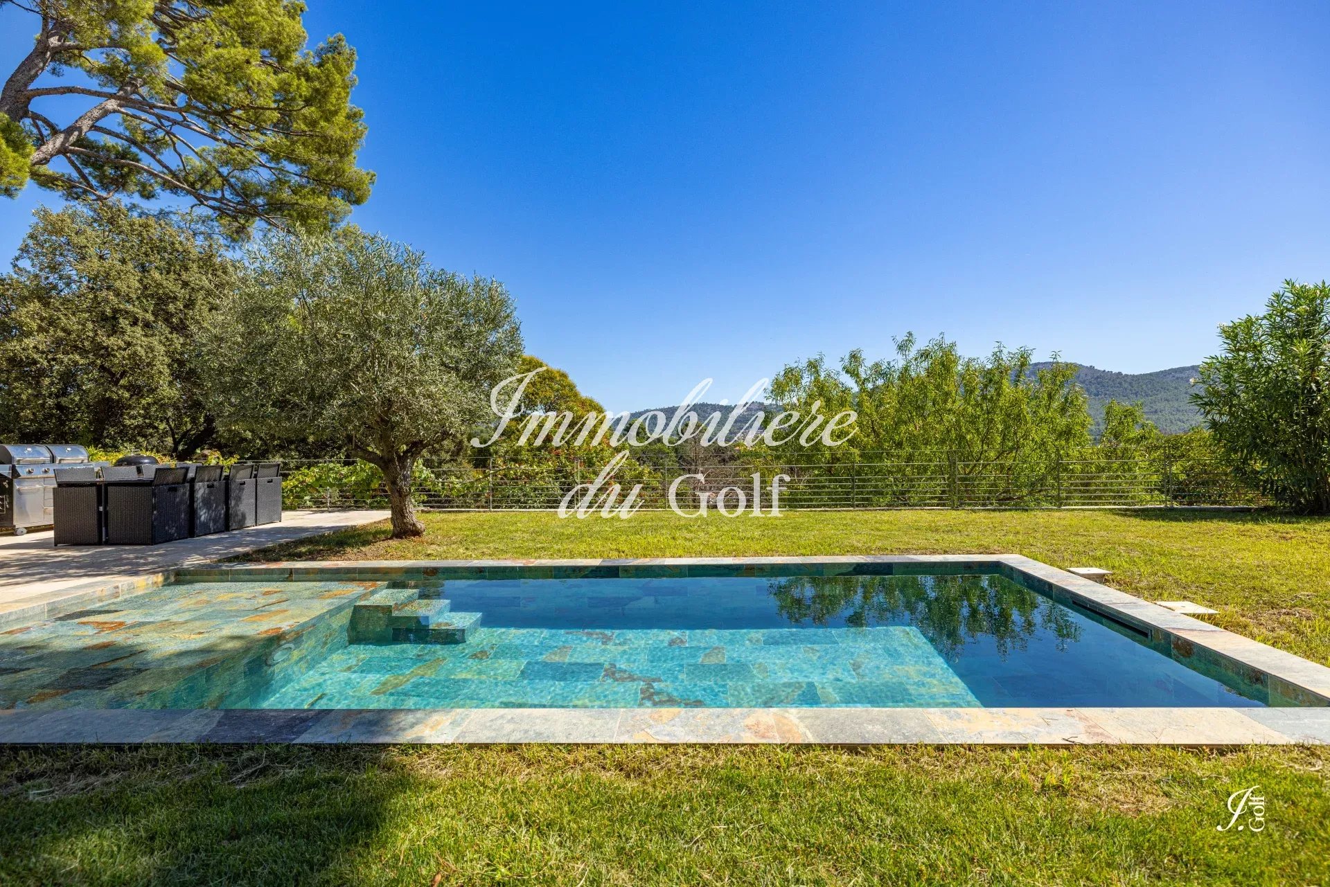 Photo 2 — L'IMMOBILIERE DU GOLF