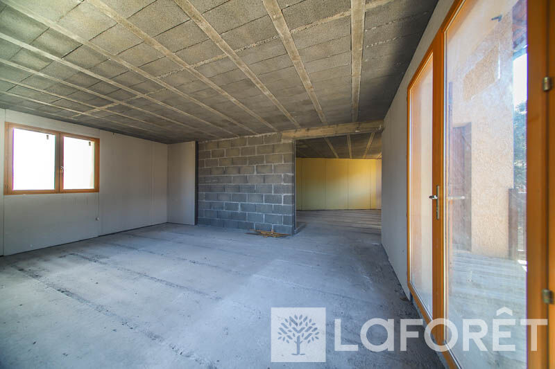 Photo 4 — LAFORET EMBRUN
