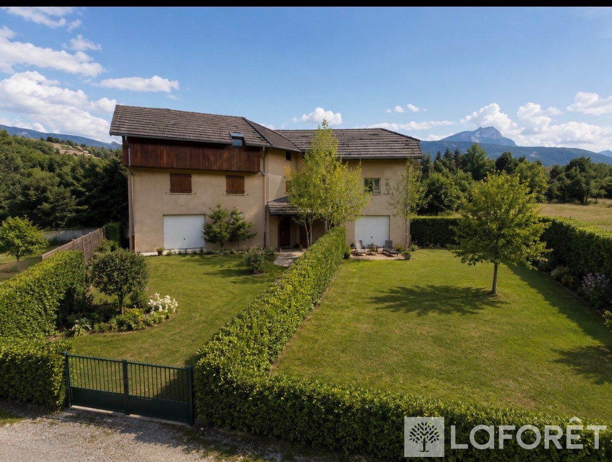 Photo 10 — LAFORET EMBRUN