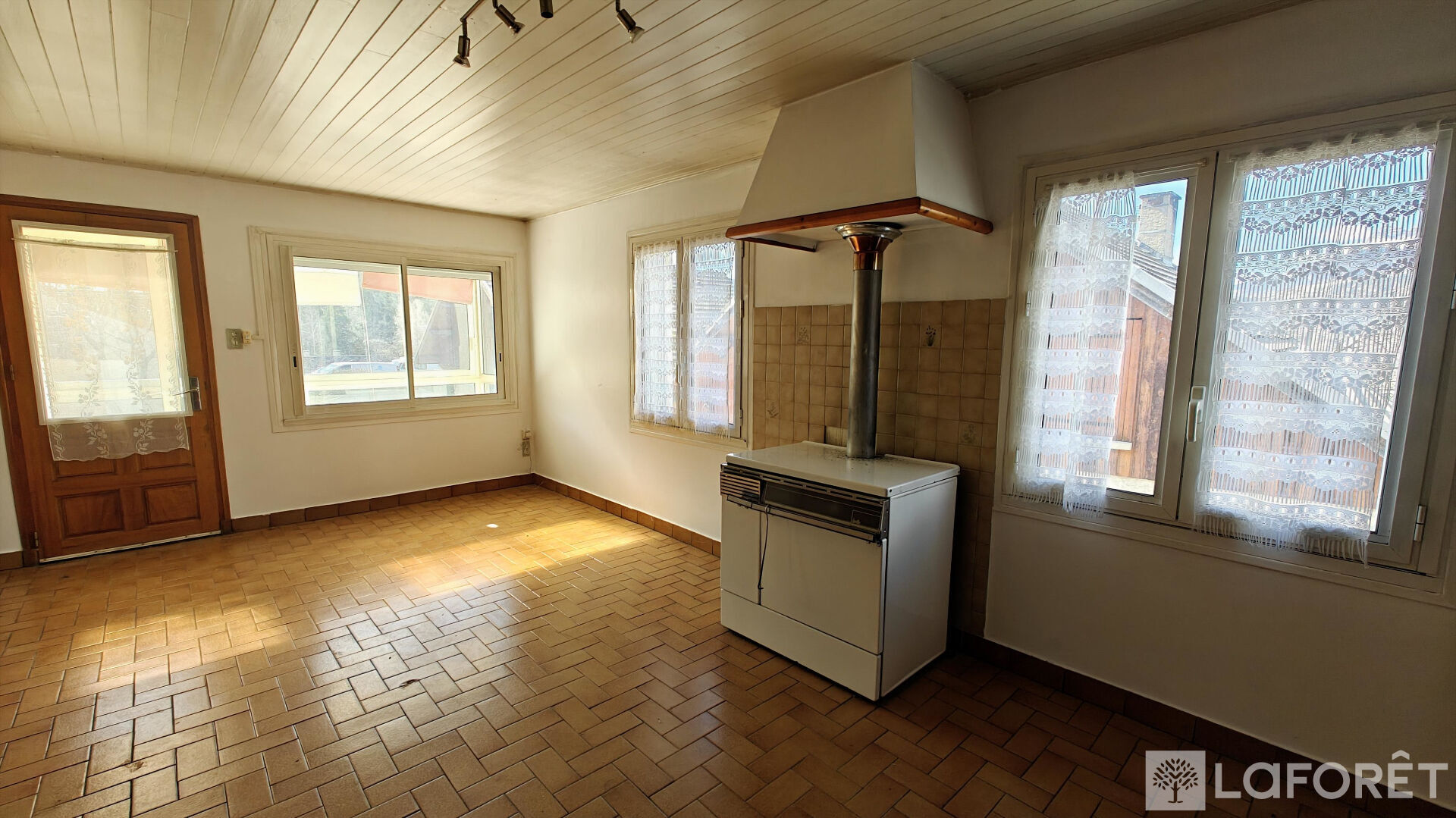 Photo 8 — LAFORET EMBRUN