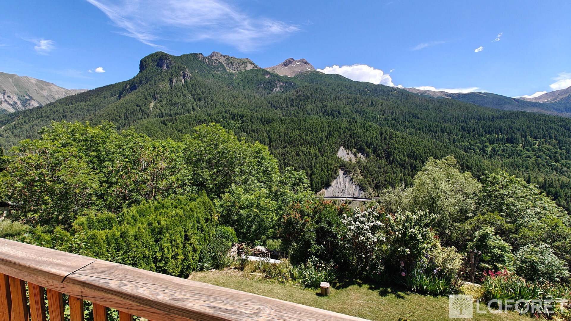 Photo 7 — LAFORET EMBRUN