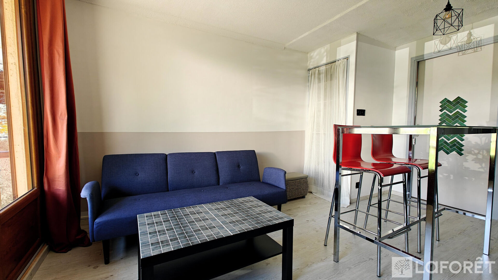 Photo 2 — LAFORET EMBRUN