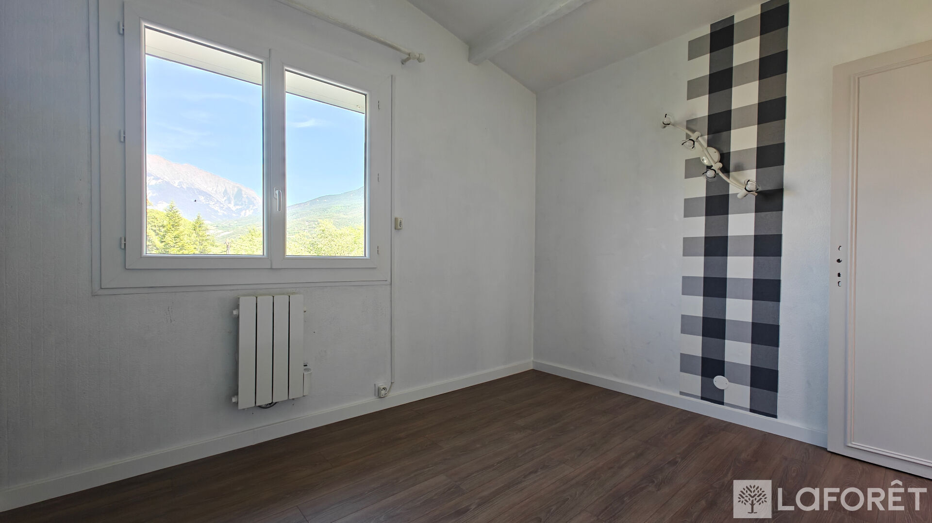 Photo 12 — LAFORET EMBRUN