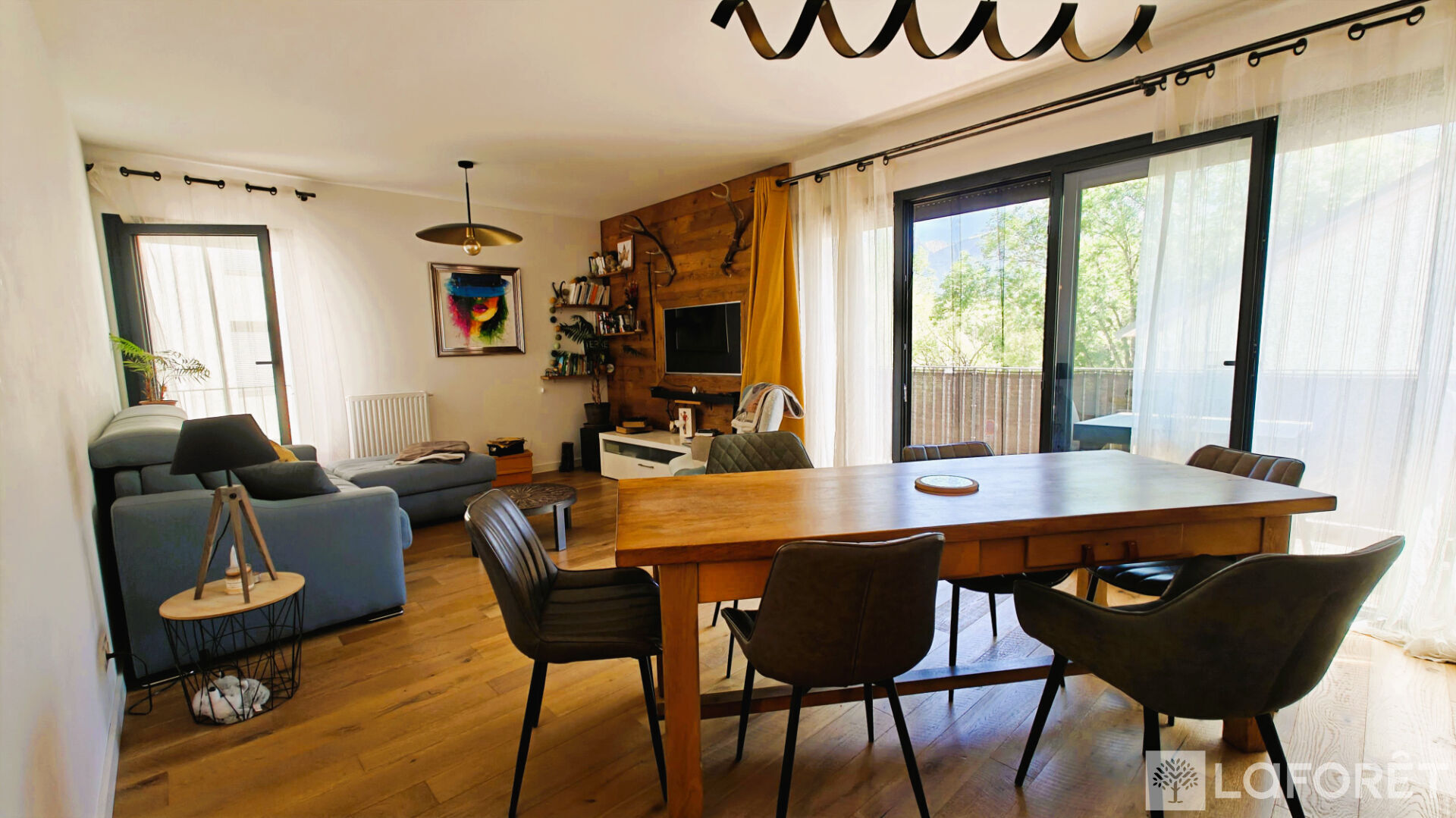 Photo 2 — LAFORET EMBRUN