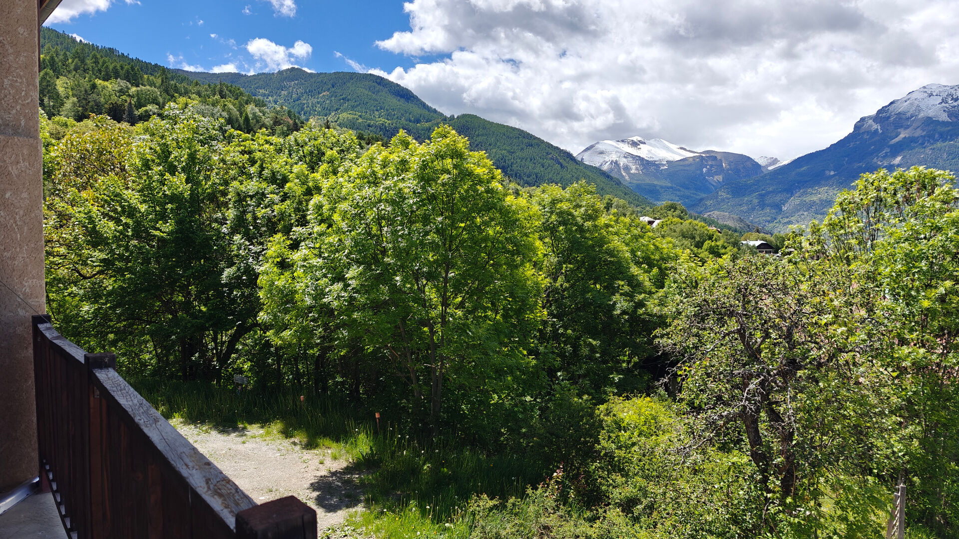 Photo 2 — LAFORET EMBRUN