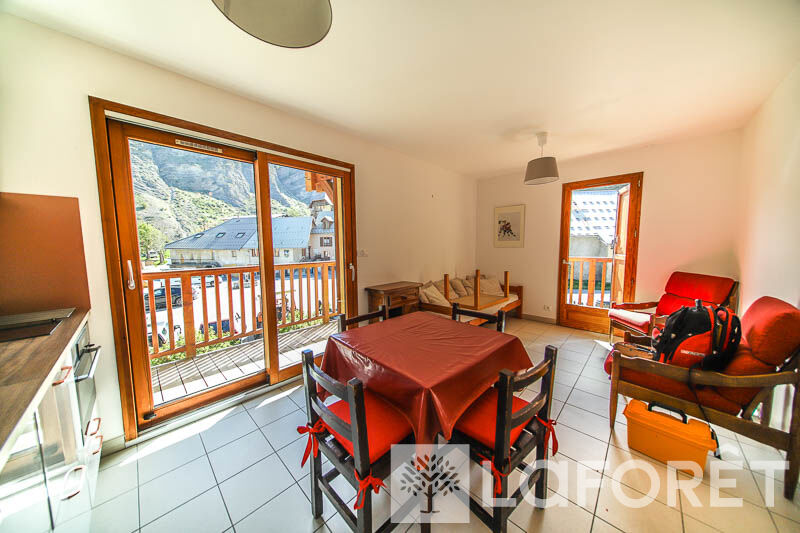 Photo 2 — LAFORET EMBRUN