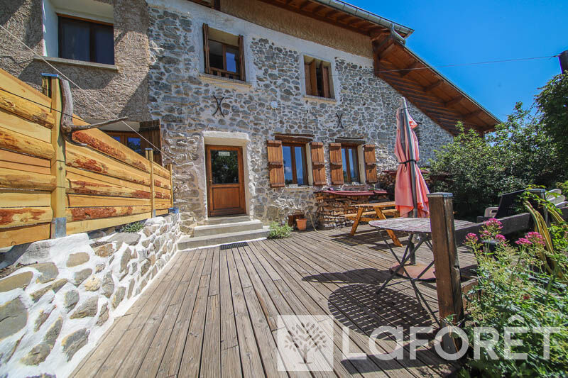 Photo 2 — LAFORET EMBRUN