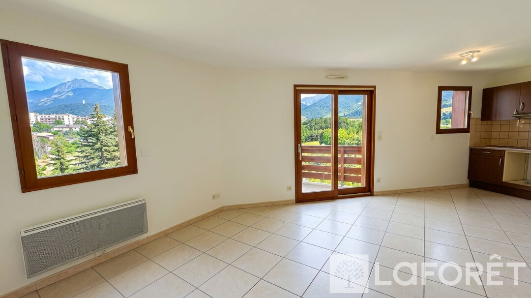 Photo 3 — LAFORET EMBRUN