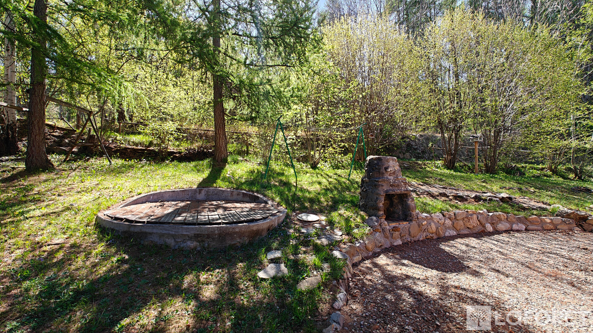 Photo 6 — LAFORET EMBRUN