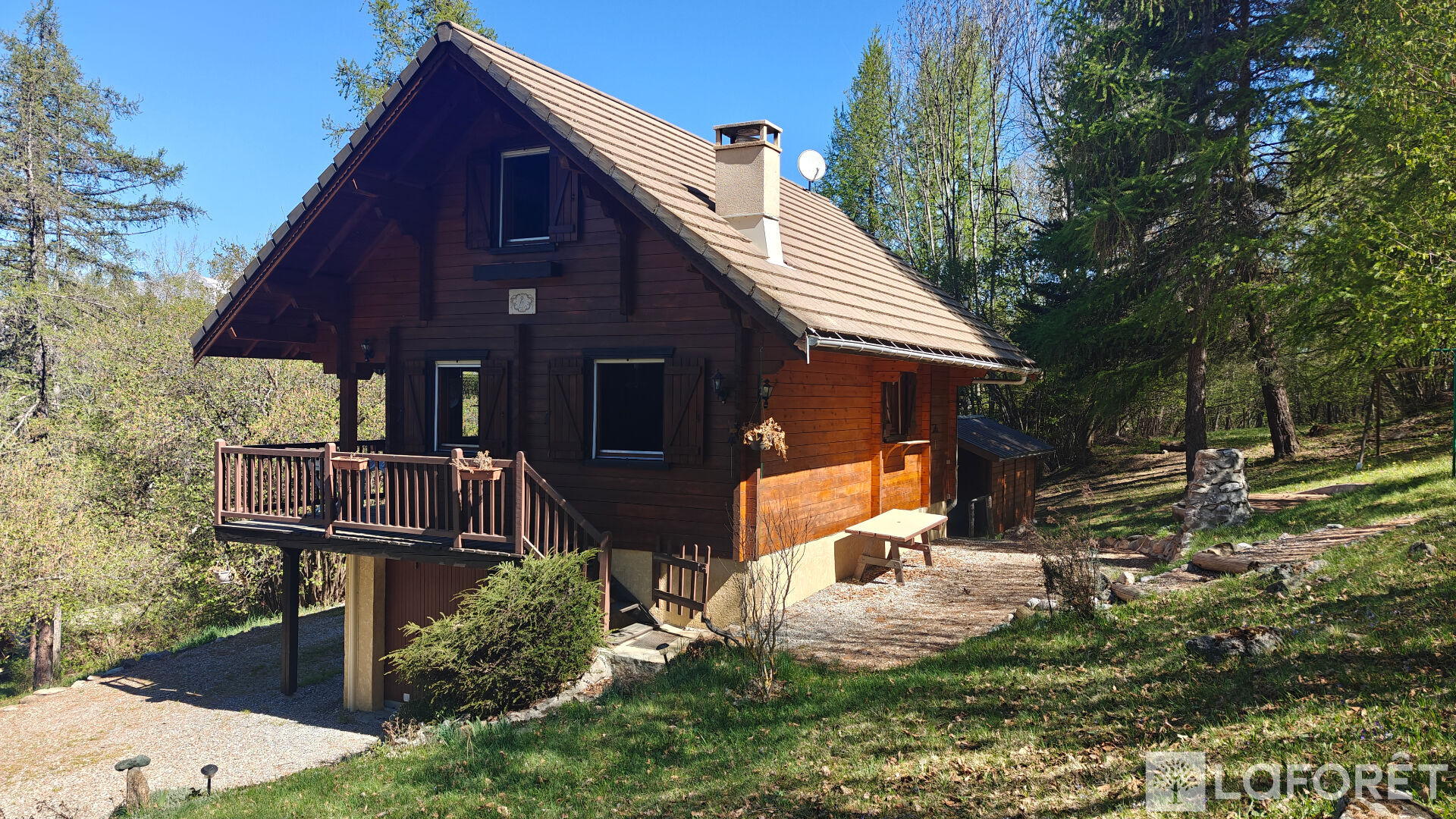 Photo 3 — LAFORET EMBRUN