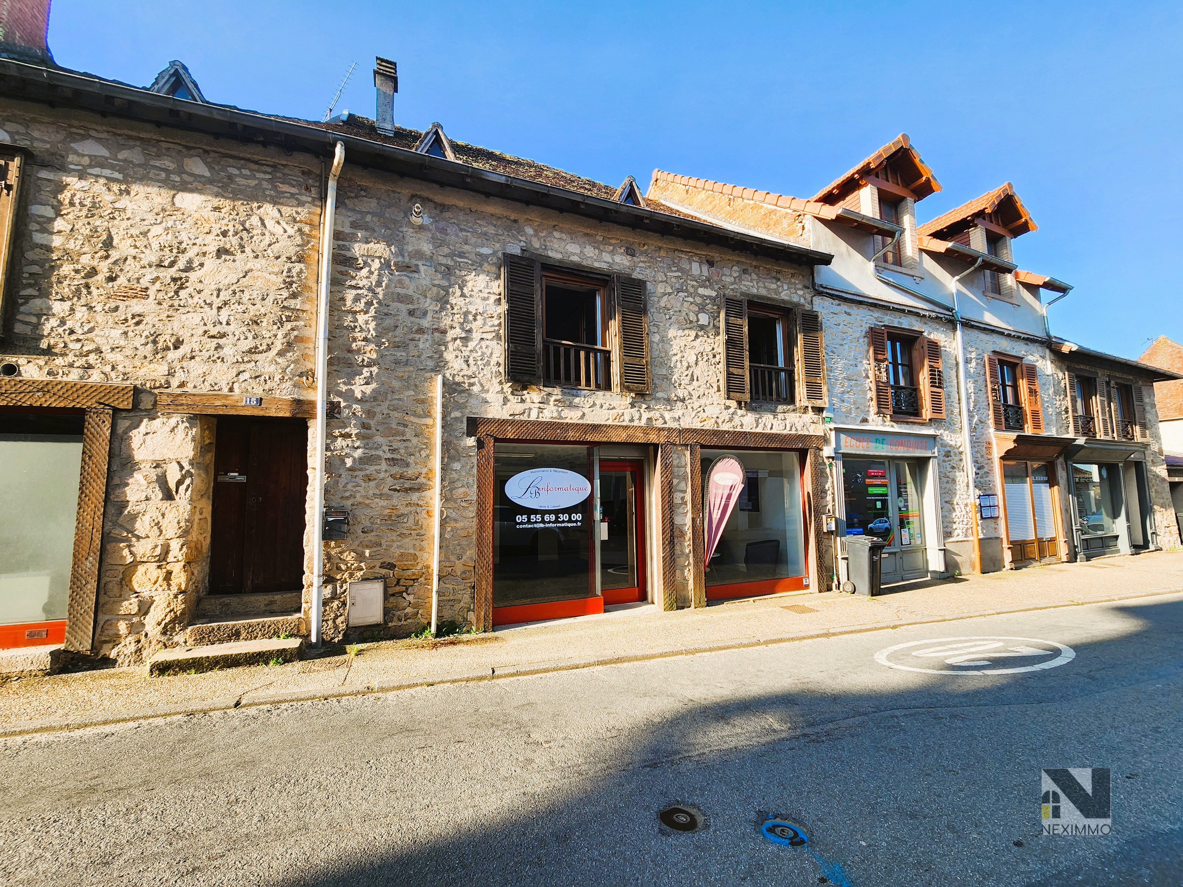 Photo 2 — Neximmo
