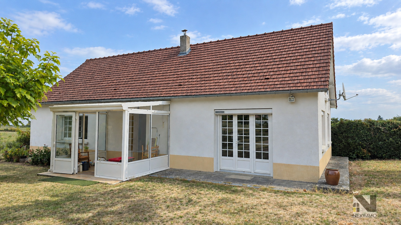 Photo 2 — Neximmo